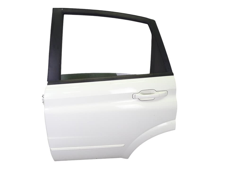 Puerta trasera izquierda, Ssangyong Actyon 200 Xdi 2010 usado