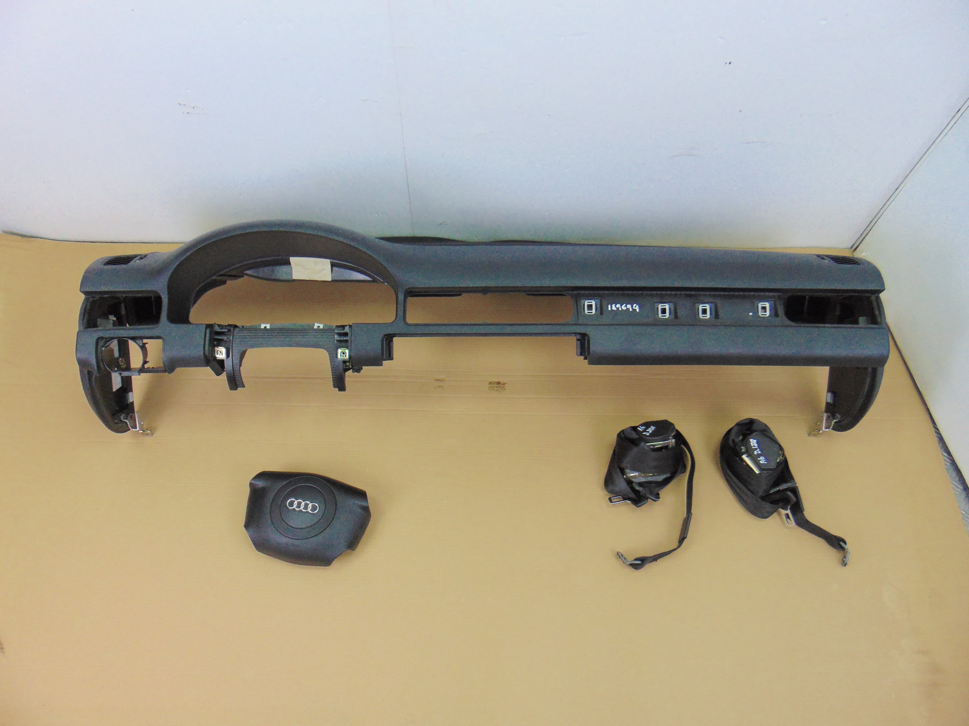 Kit airbag, Audi A6 Berlina (4B2) 2.8 Quattro 2000 usado