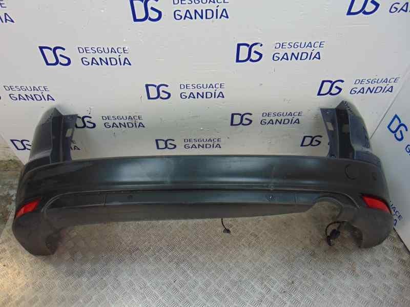 Paragolpes trasero usado