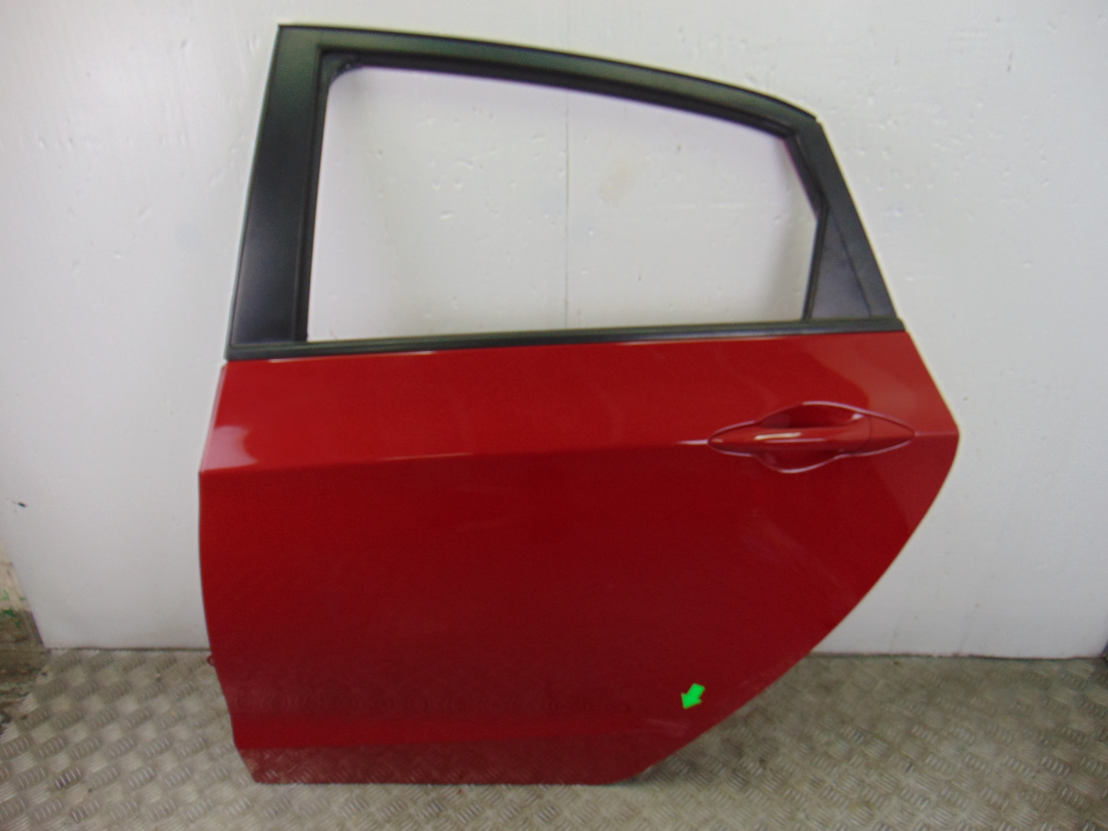 Puerta trasera izquierda, Hyundai I30 (Gd) Classic 2012 usado