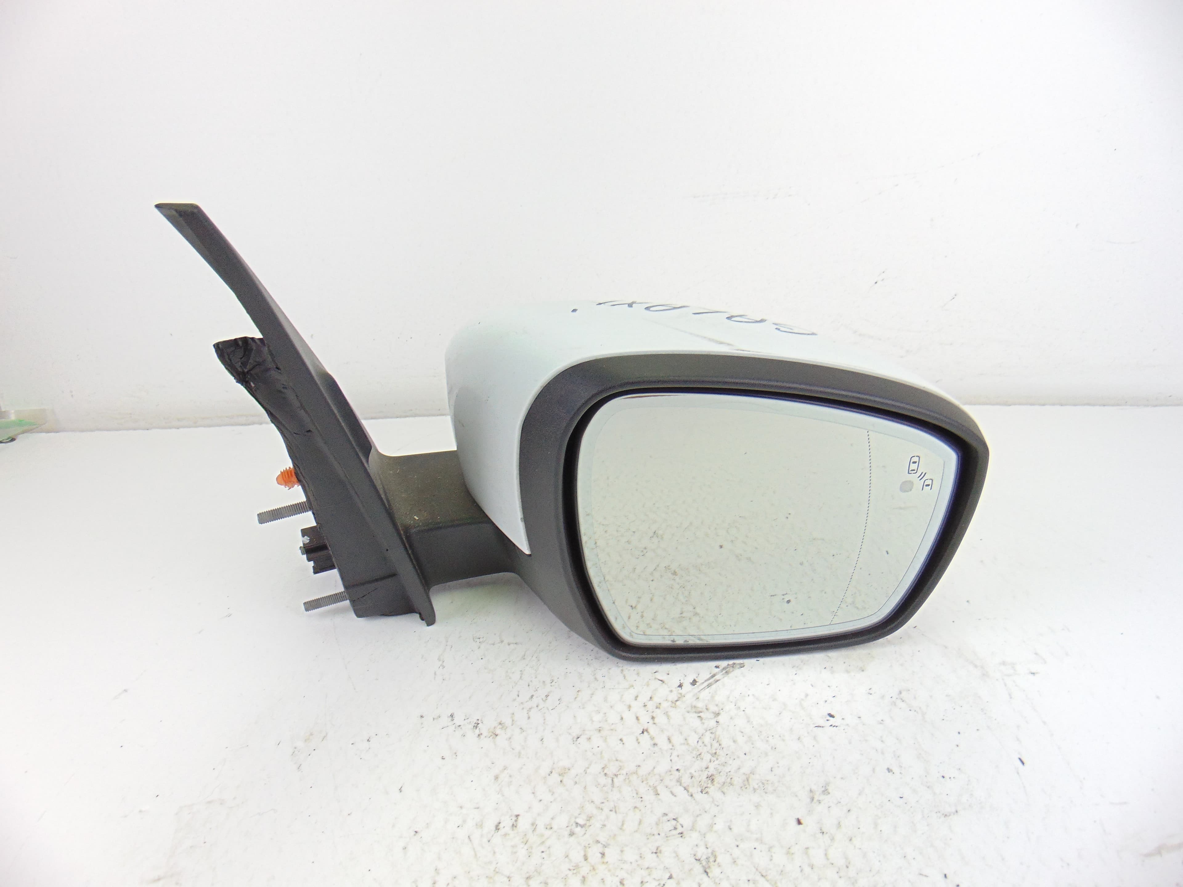 Retrovisor derecho usado