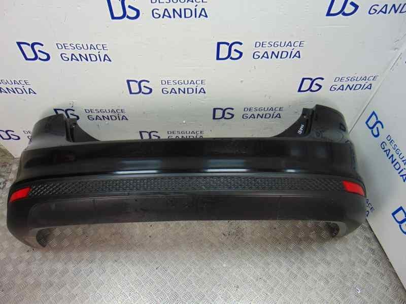 Paragolpes trasero usado