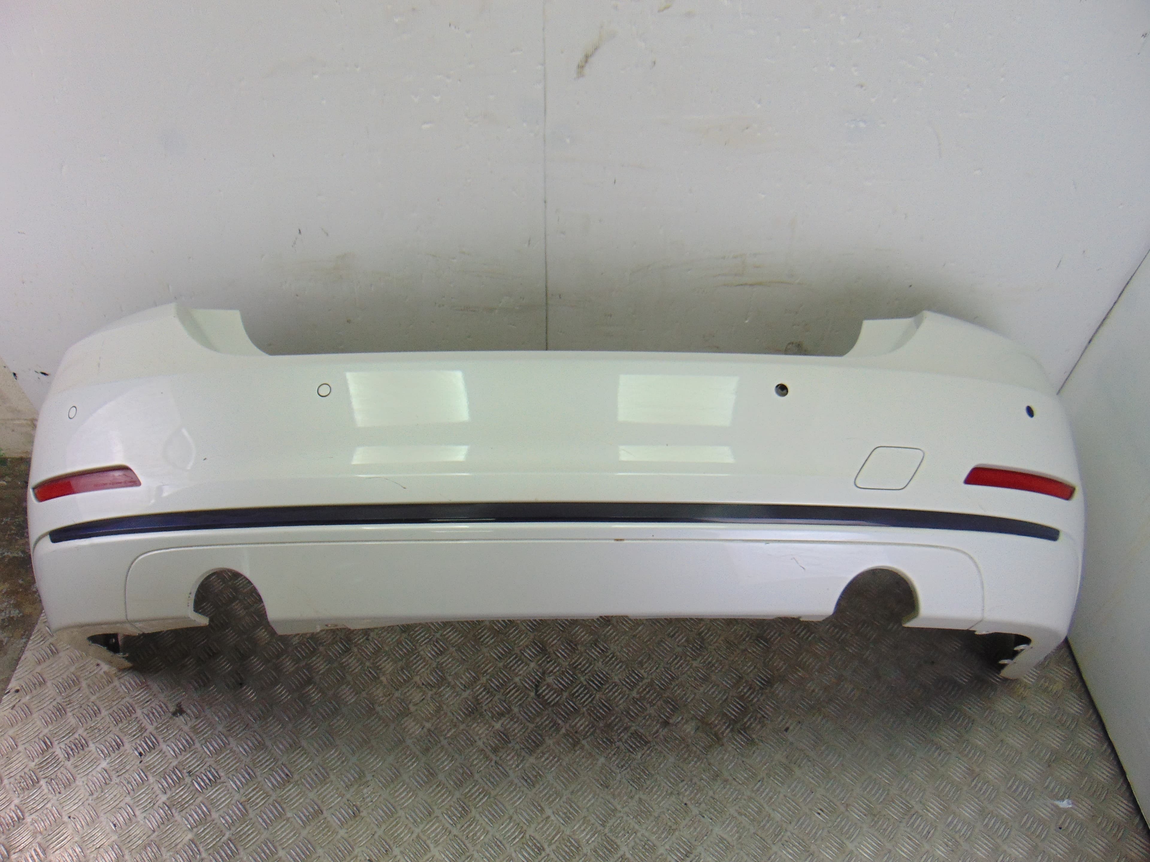 Paragolpes trasero, 903273667 usado