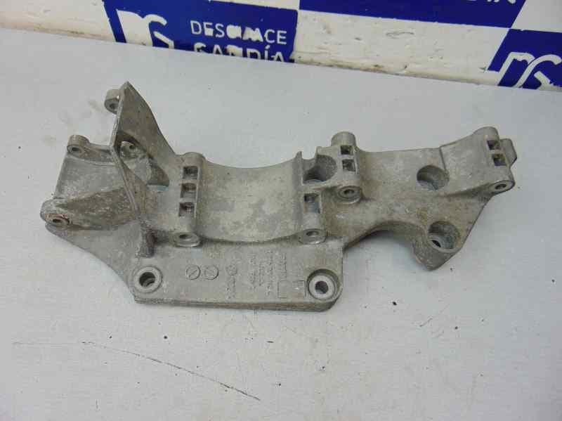 Soporte alternador, Seat Alhambra (7V9) Fancy 2005, 045903143C usado