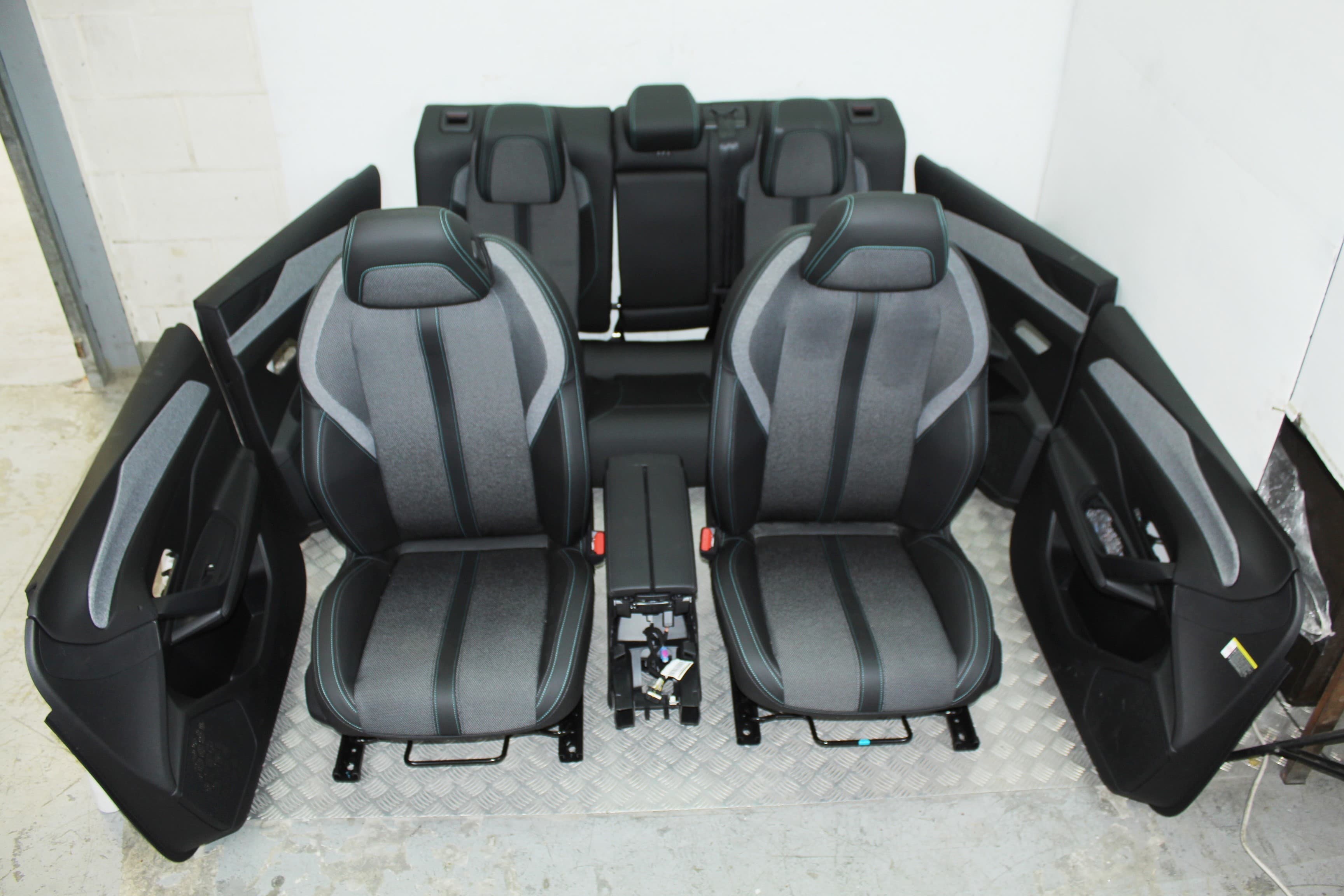 Juego asientos completo, Peugeot 308 (P5) Active Pack 2022 usado