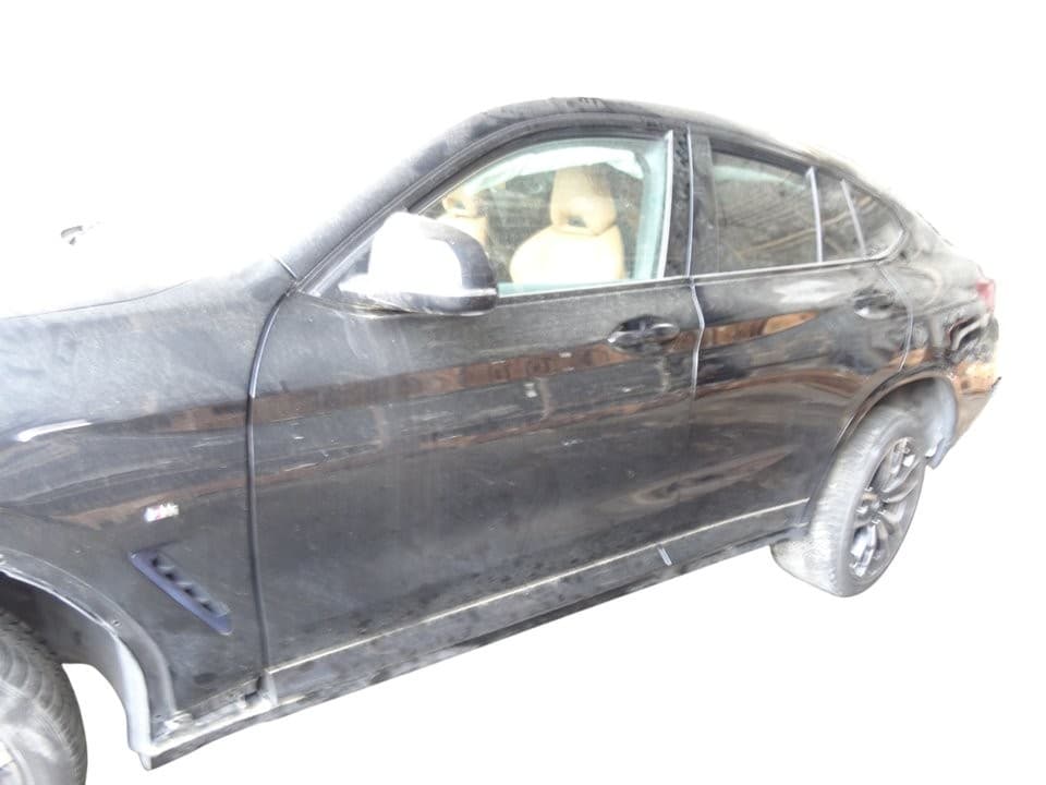 Puerta delantera izquierda, BMW Serie X4 (G02) M40 I 2021 usado