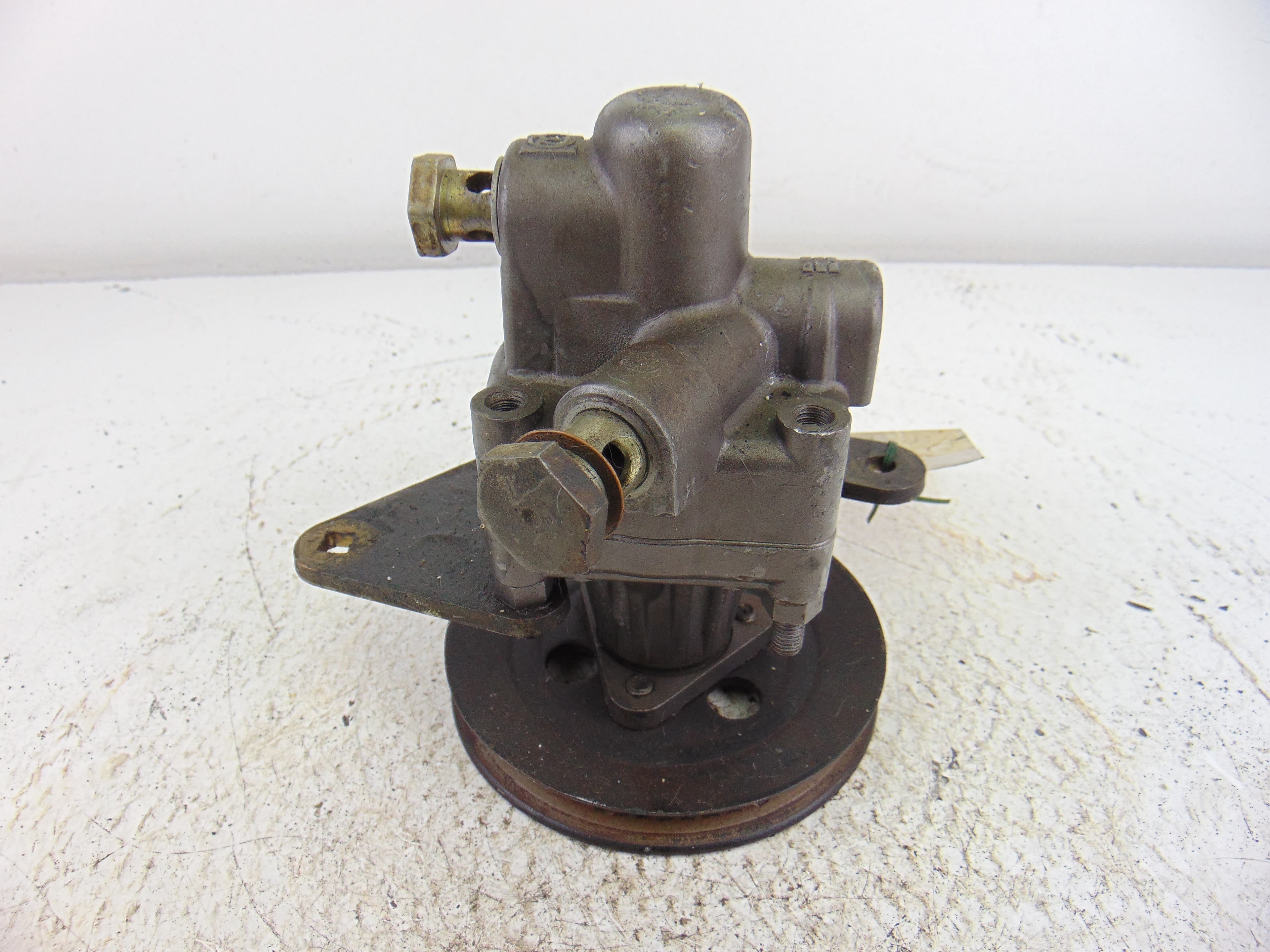 Bomba direccion, Audi Coupe (8B3) Quattro 2000, 050145155A usado