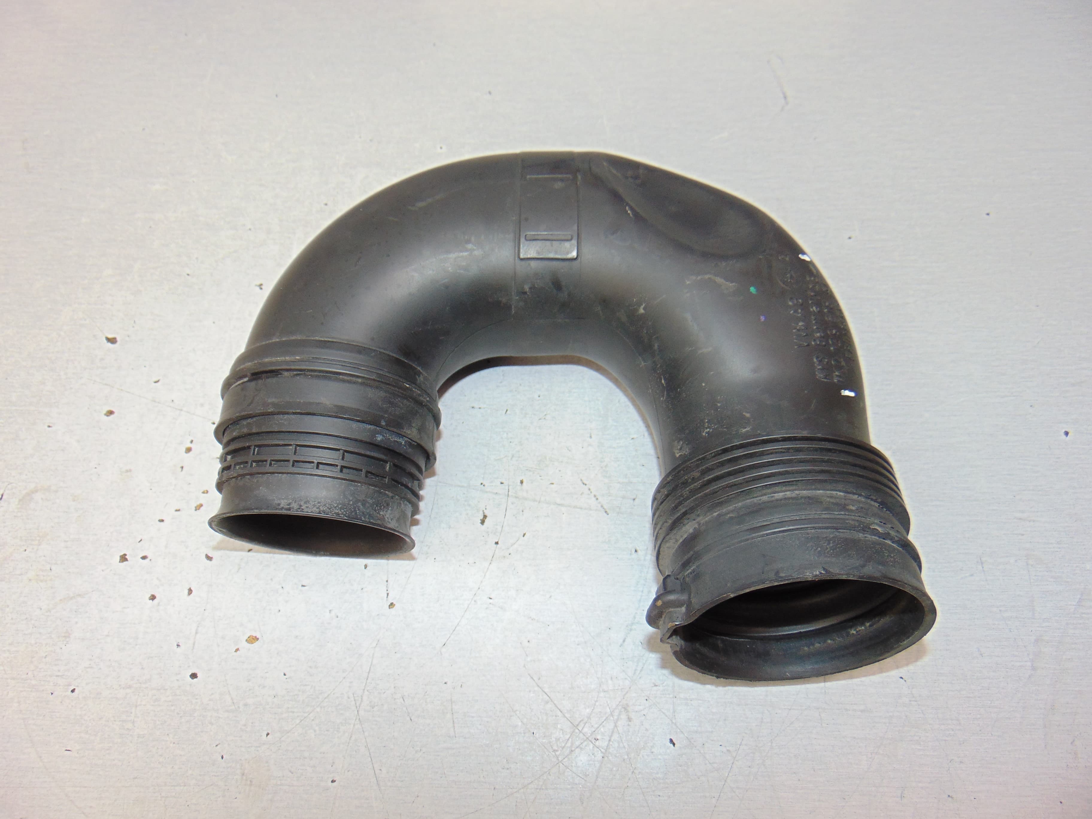 Tubo, Seat Altea (5P1) Arena 2004, 1K0129618AF usado