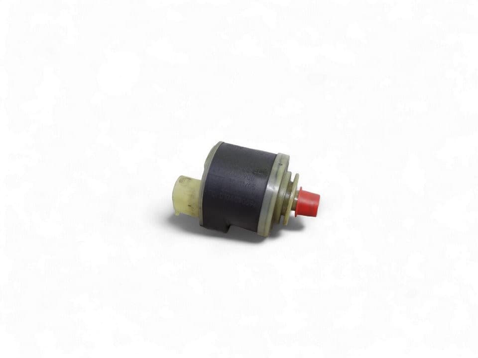 Bomba combustible, BMW Serie 3 Berlina (E90) 318d 2006, 7793973 usado