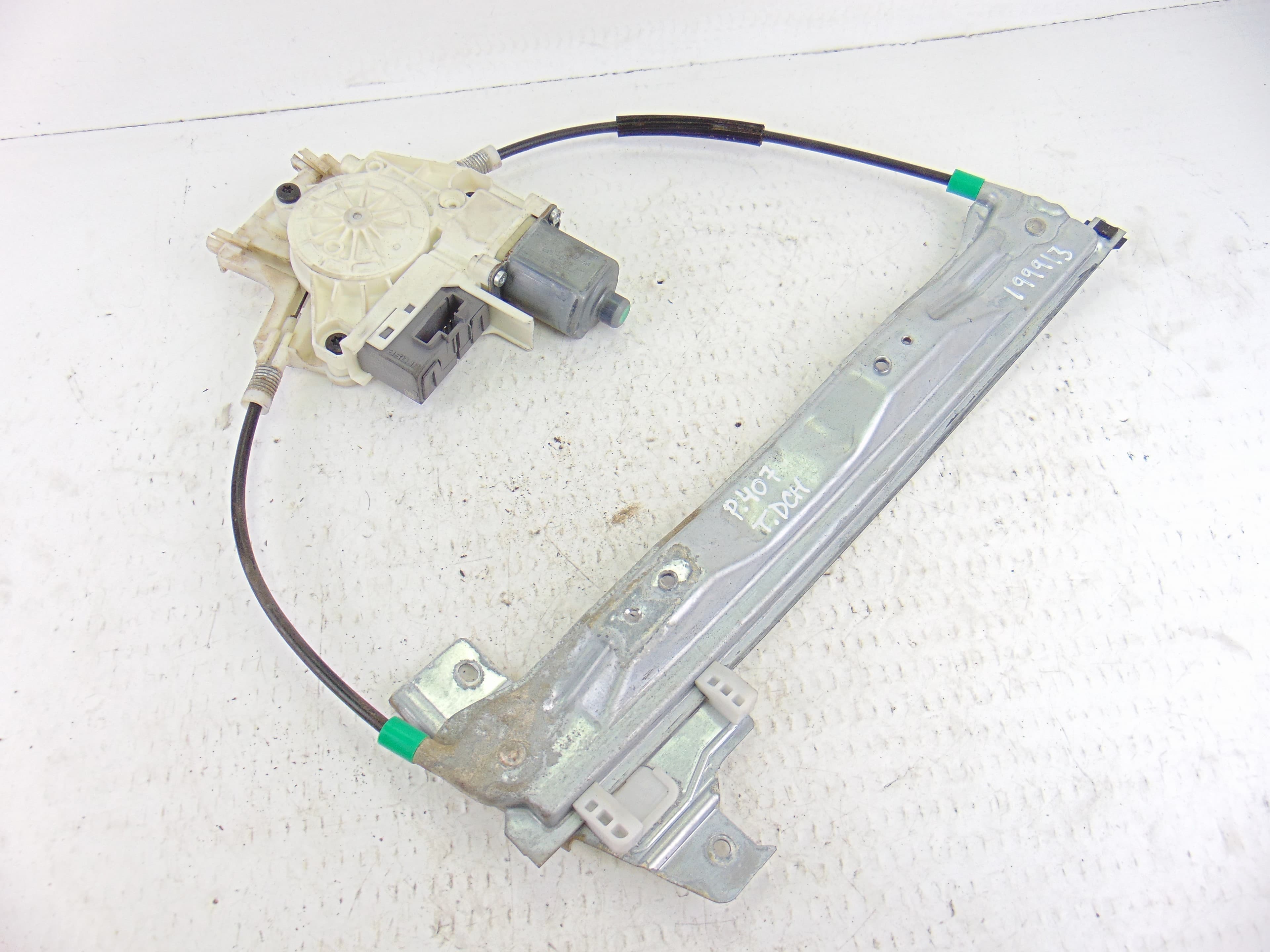 Elevalunas trasero derecho, Peugeot 407 ST Sport 2005 usado
