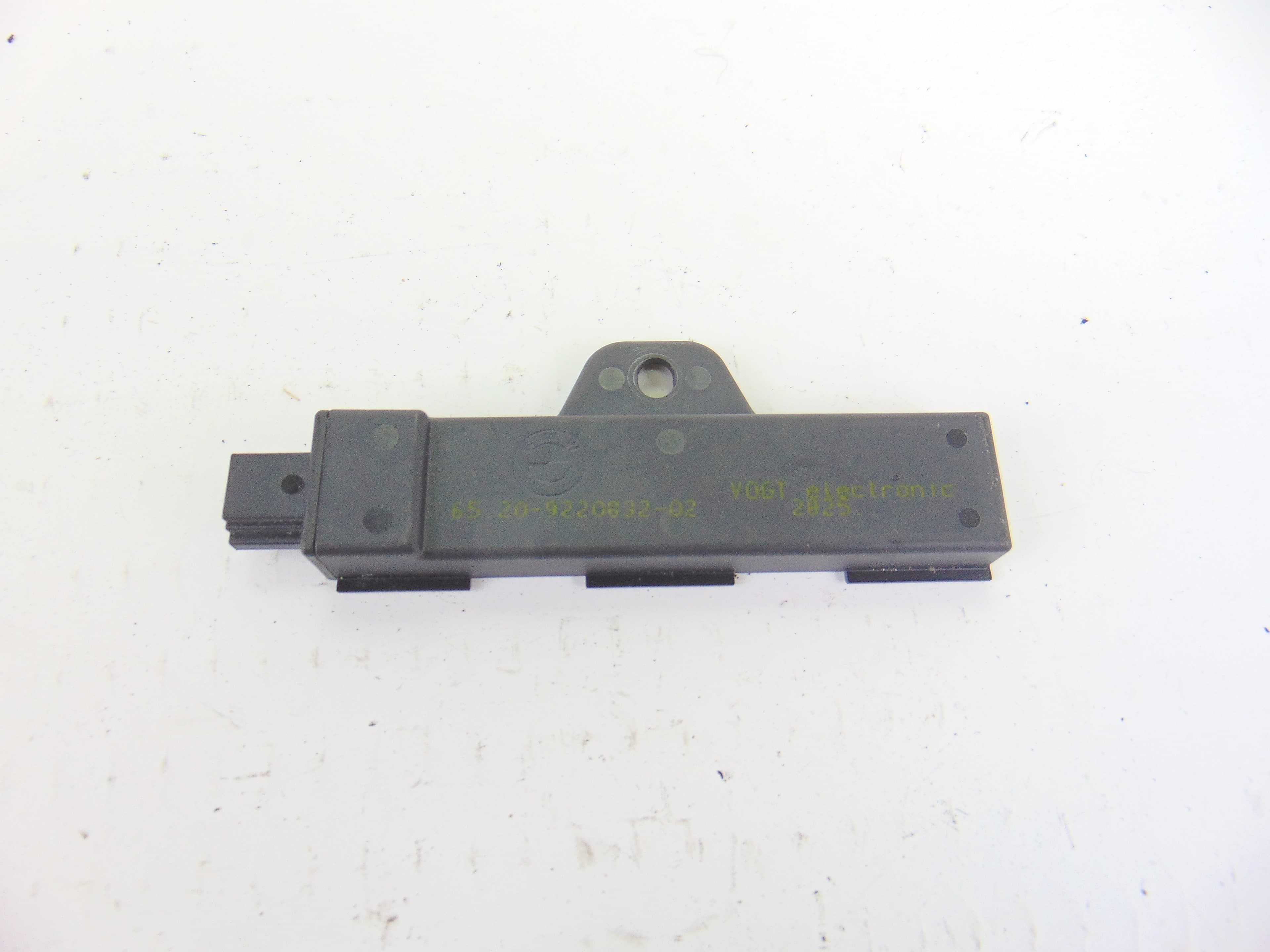 Módulo electrónico, BMW Serie 3 Berlina (F30) 328i 2012, 9220832 usado
