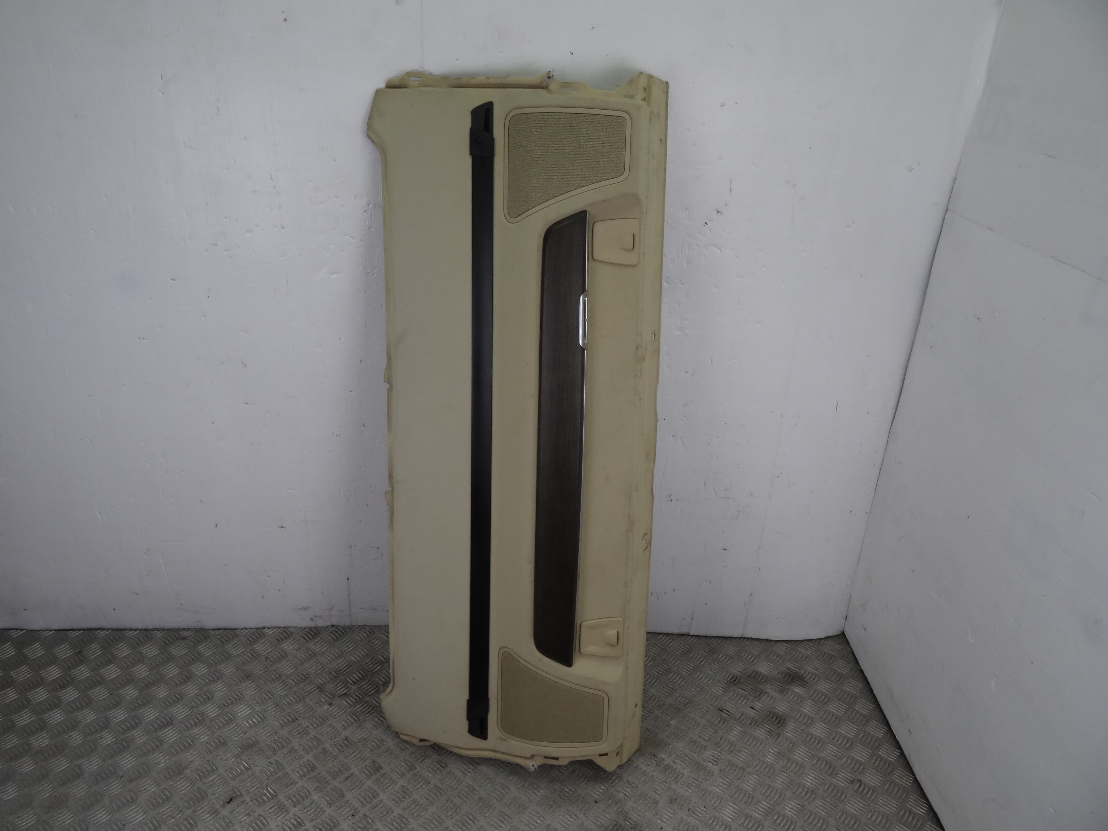 Bandeja trasera, BMW Serie 7 (F01/F02) 740d xDrive 2011, 9129056 usado