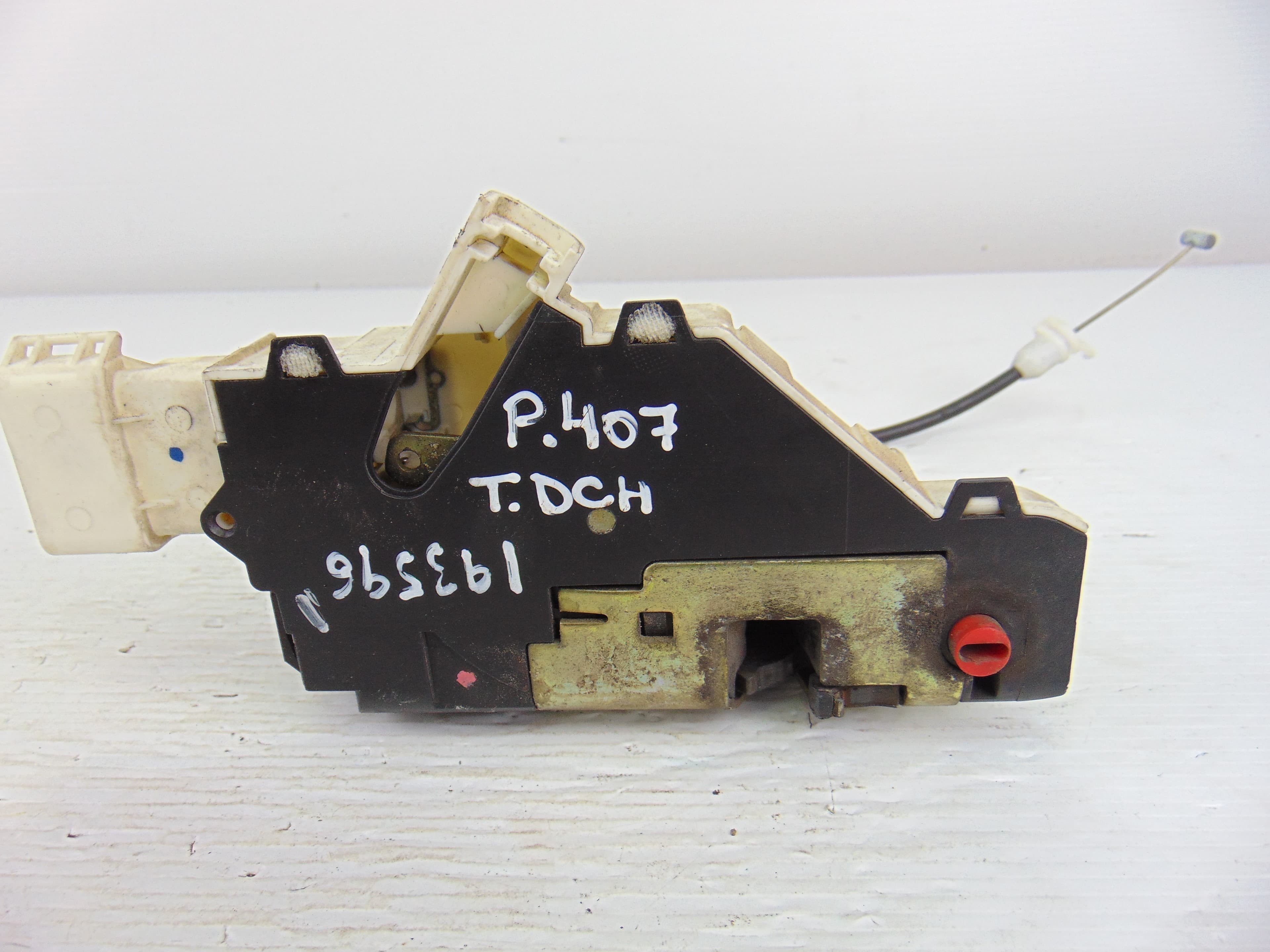 Cerradura puerta trasera derecha, Peugeot 407 ST Sport 2004 usado 2