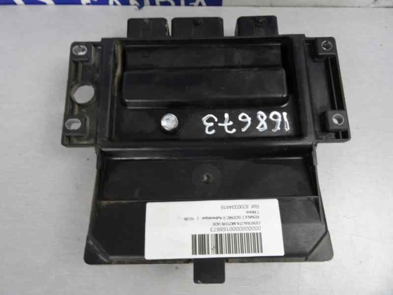 Centralita motor uce, 8200334419 usado 2