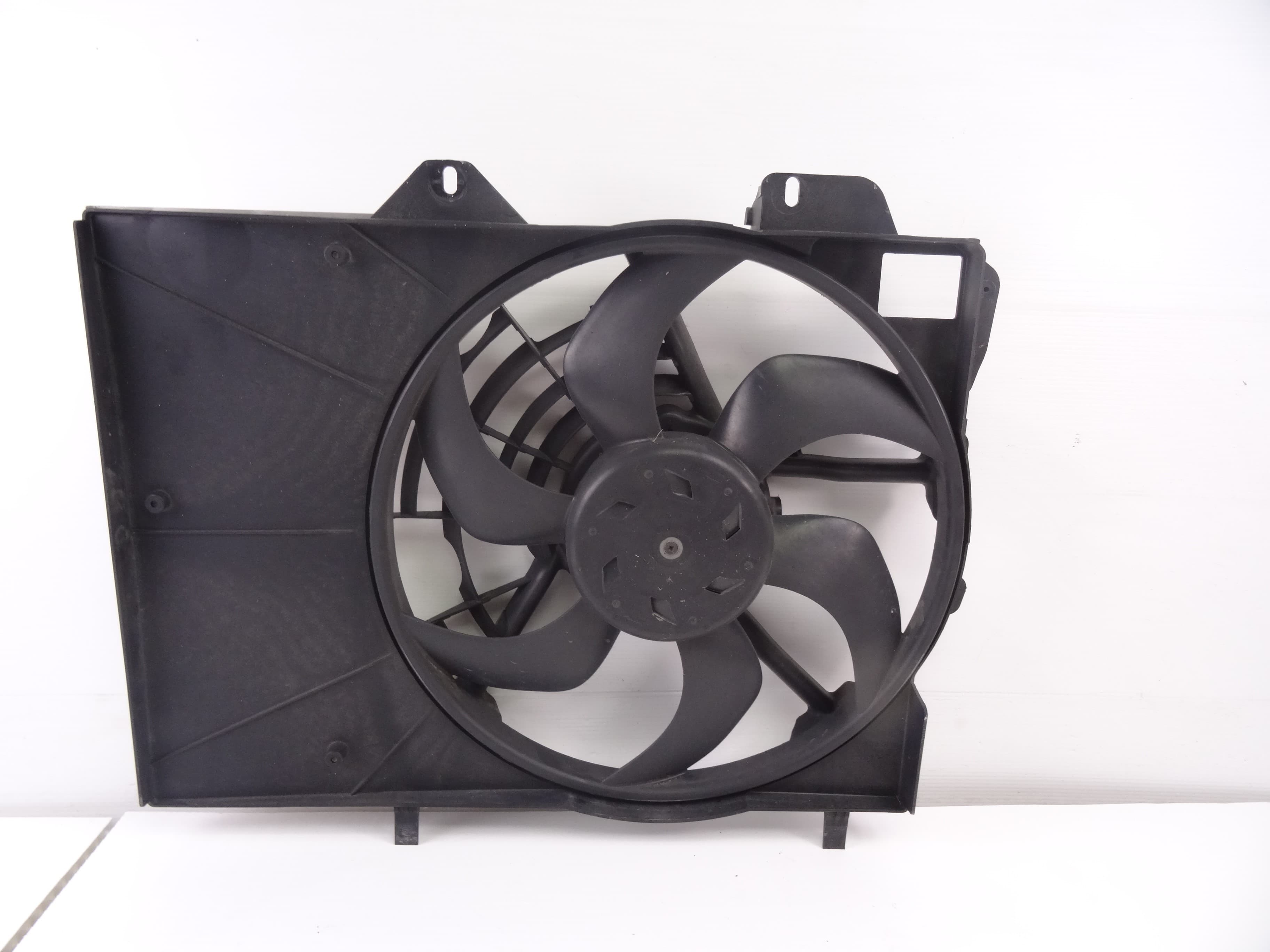 Electroventilador, Peugeot 207 * 2011, 9682895680 usado 2