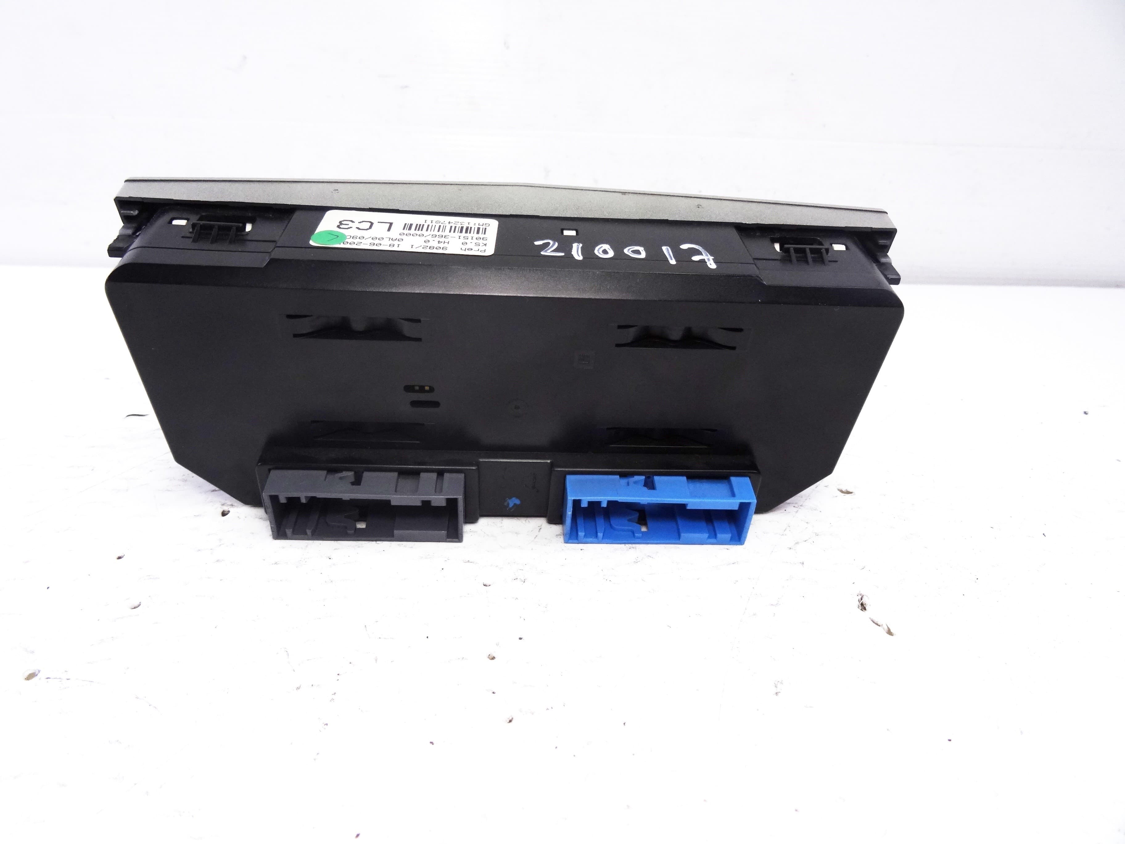 Mando climatizador, Opel Astra H Berlina Cosmo 2007, 13247811 usado 2
