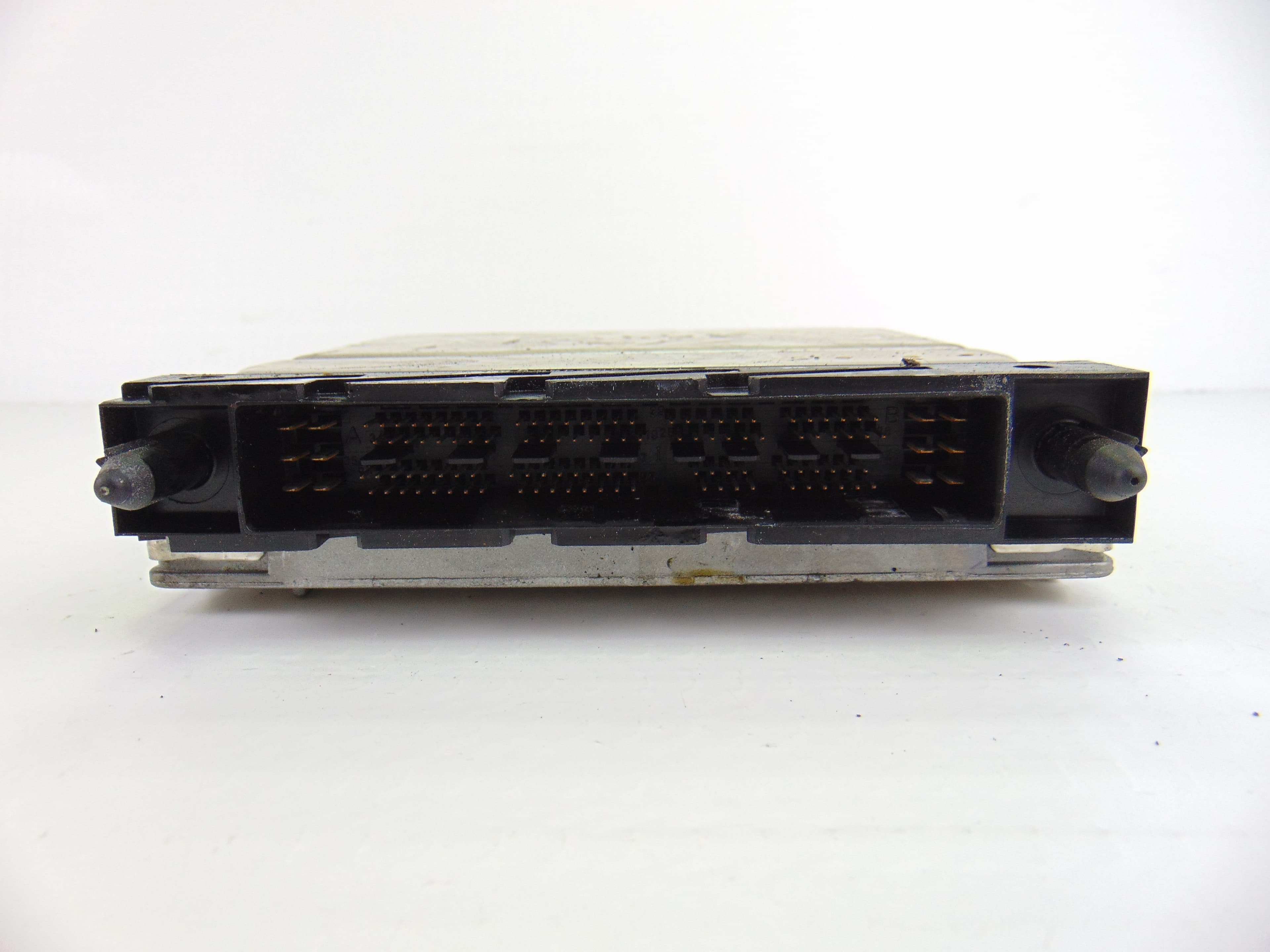 Centralita motor uce, 08677708A usado 2