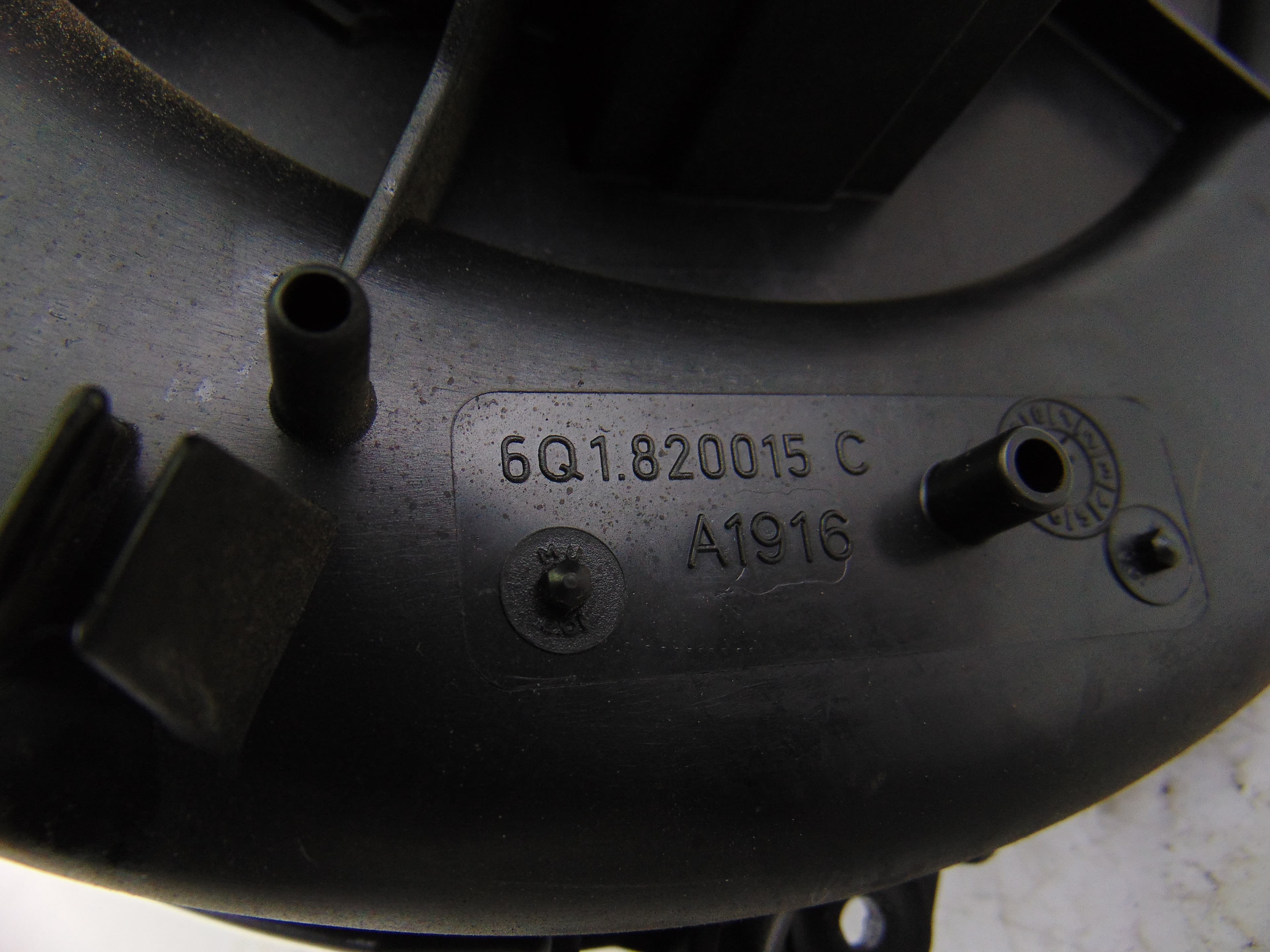 Motor calefaccion, Seat Ibiza (6L1) Cool 2002, 6Q1820015C usado 2