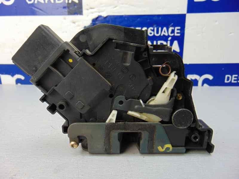 Cerradura puerta delantera derecha, 3M5AH21812AK usado 2