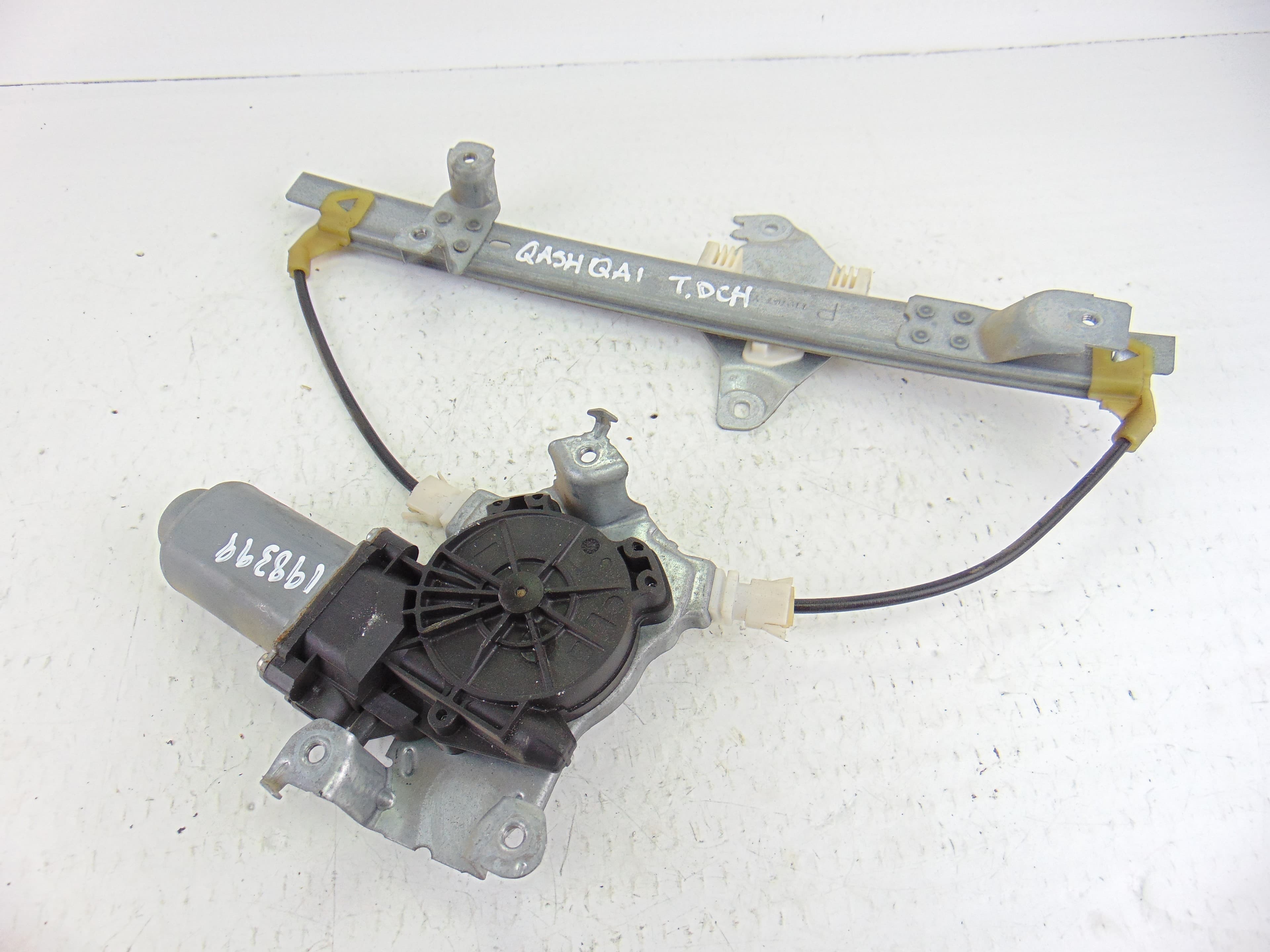 Elevalunas trasero derecho, Nissan Qashqai (J10) Acenta 2010 usado 2