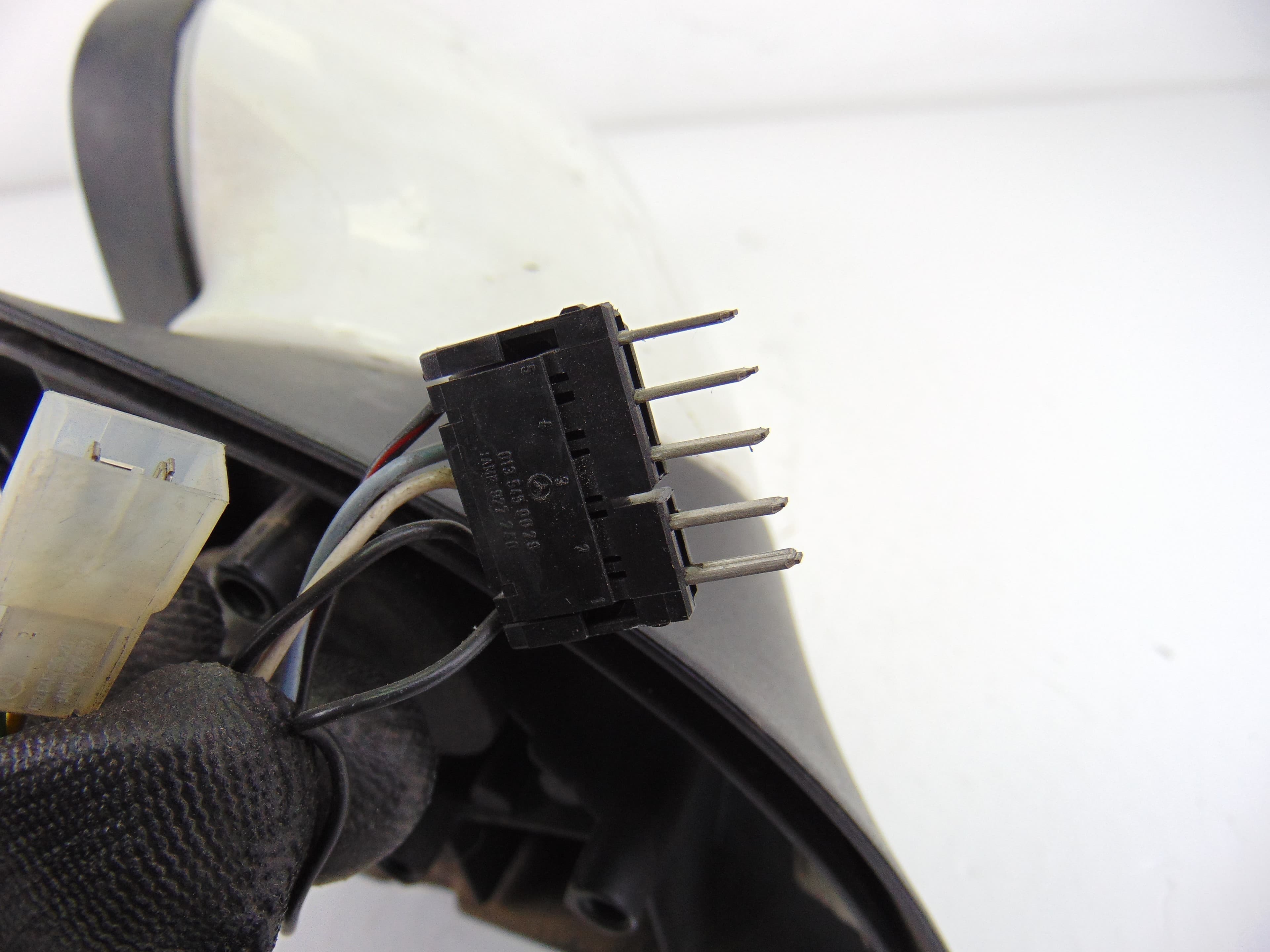 Retrovisor izquierdo usado 2