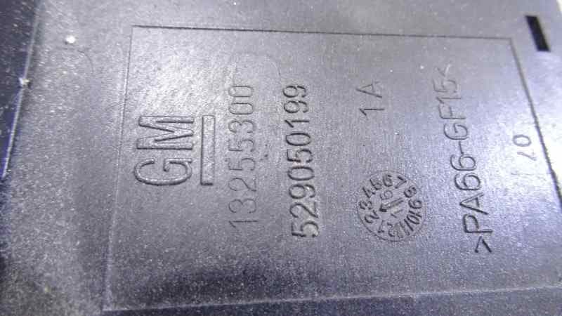 Caja reles / fusibles, 13255300 usado 2