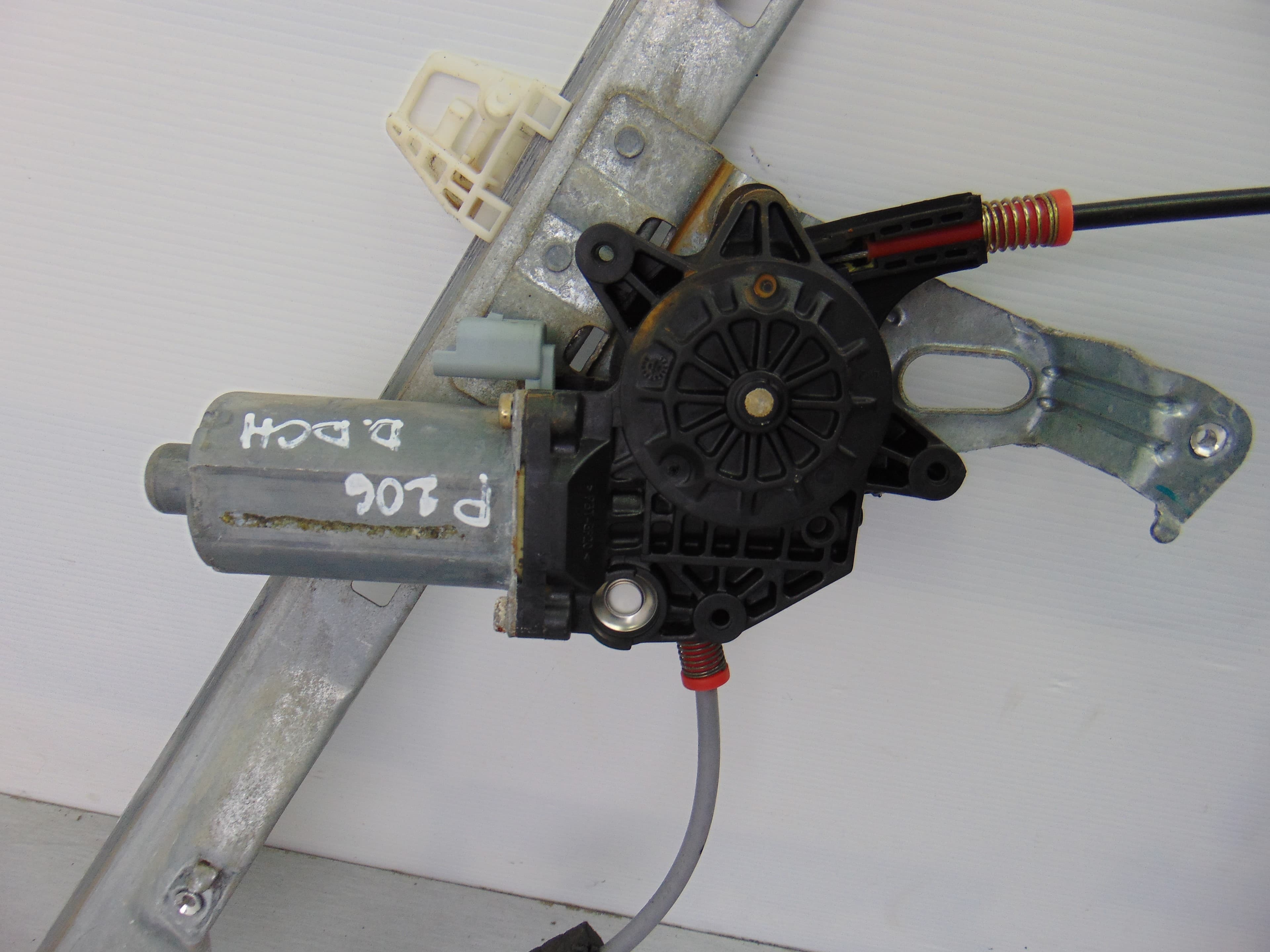 Elevalunas delantero derecho, Peugeot 206 Xr 1999 usado 2