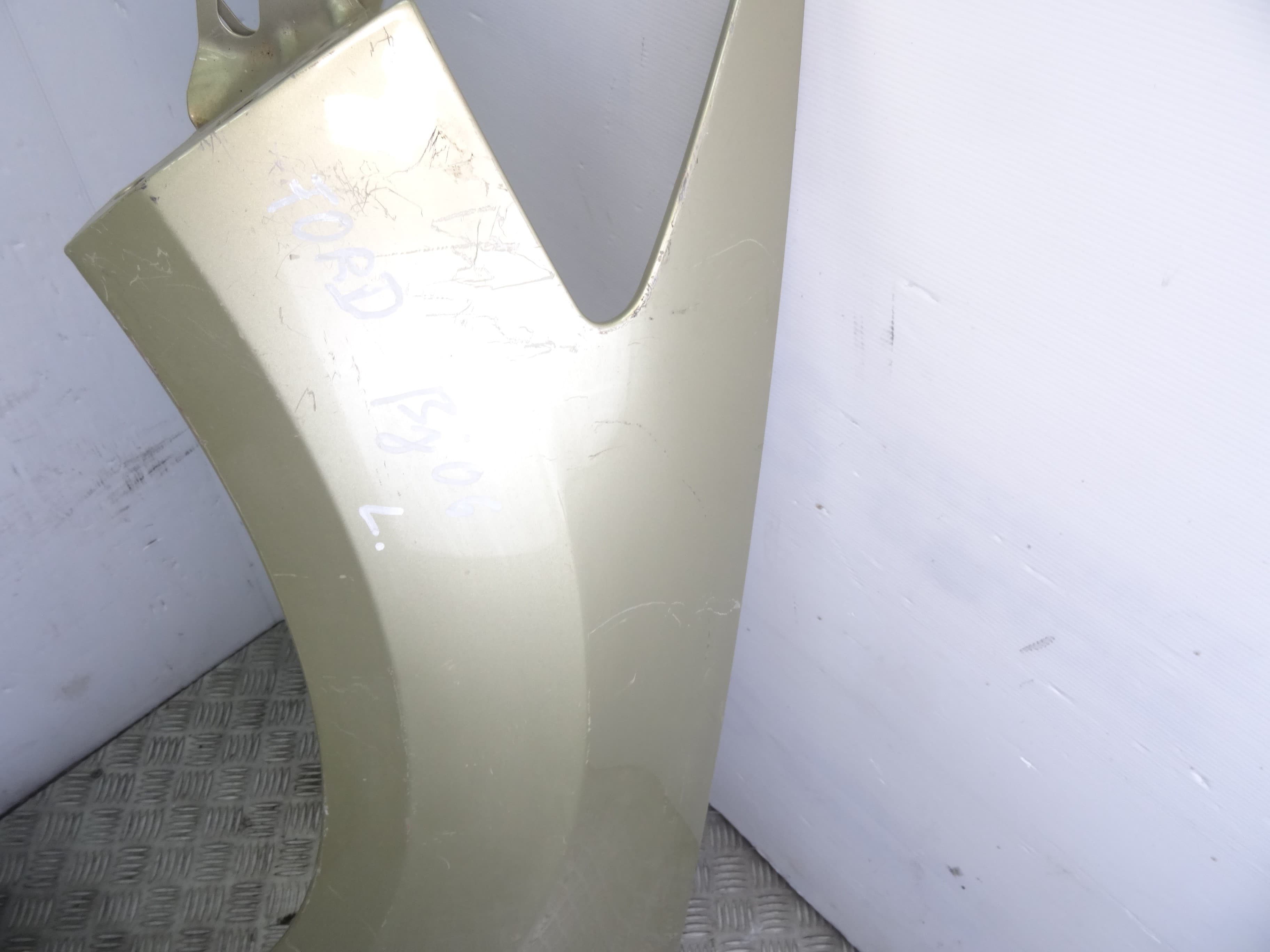 Aleta delantera izquierda, Dorado usado 2