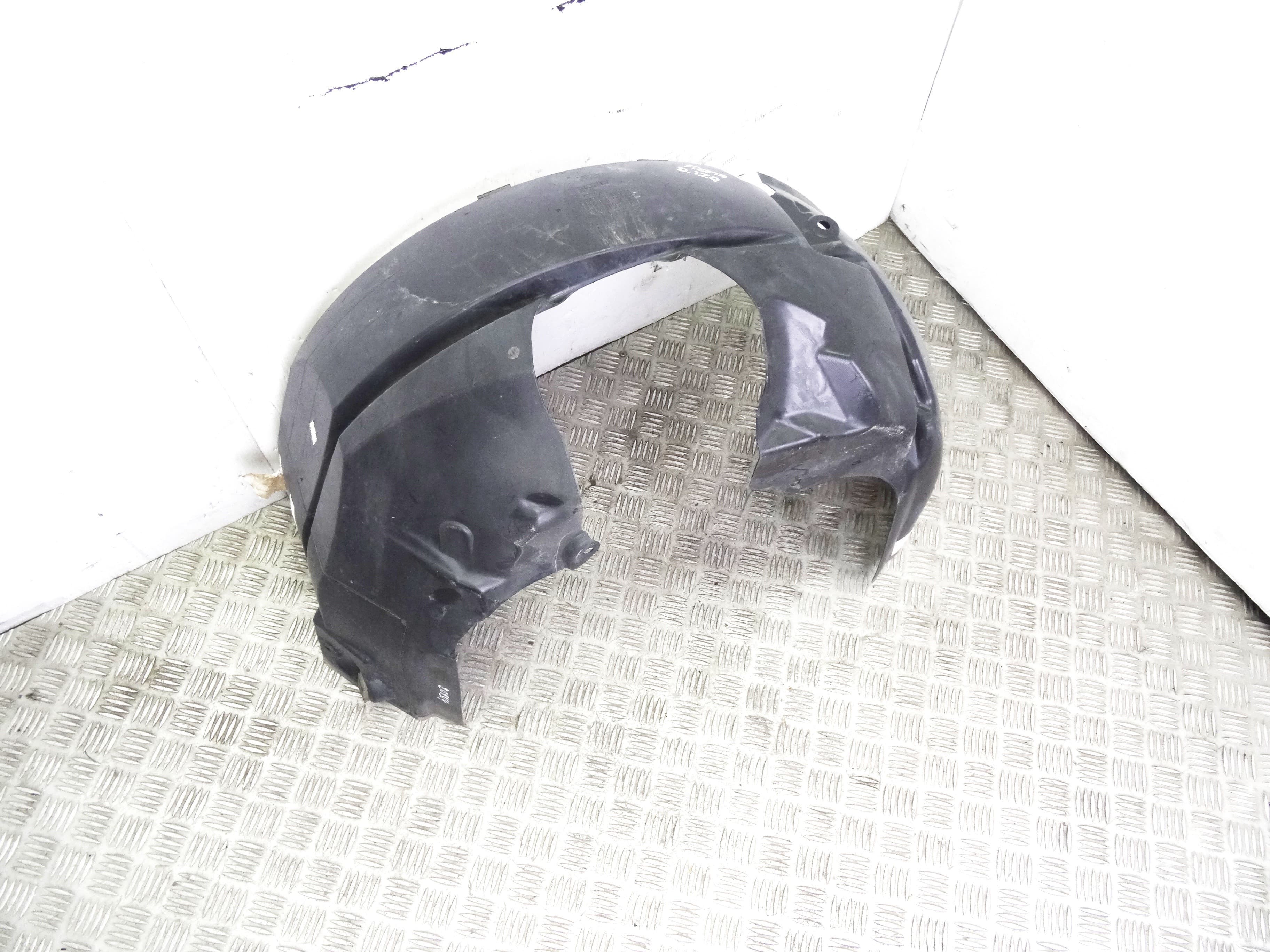 Paso rueda, Ford Fiesta (Cnn) Trend 2014, 8A6116115B usado 2