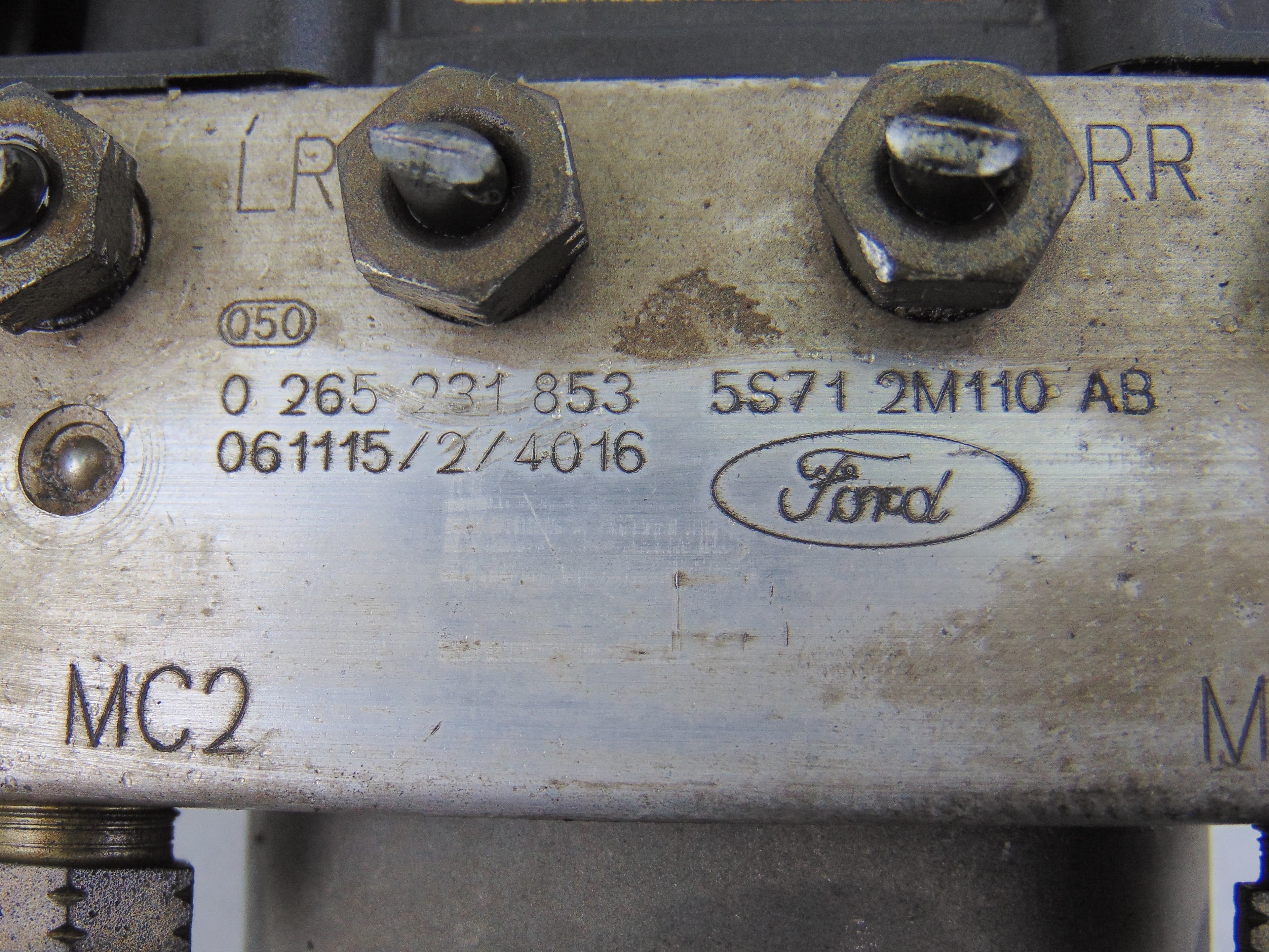 ABS, Ford Mondeo Berlina (Ge) Ambiente 2007, 5S712M110AB usado 2