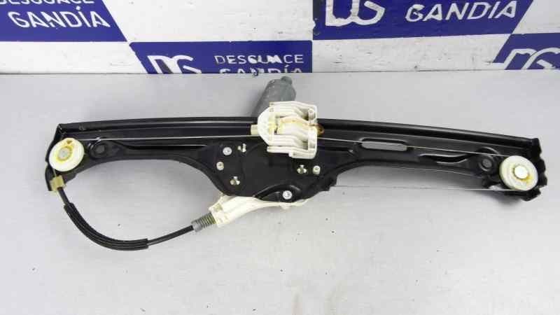 Elevalunas trasero derecho, BMW Serie X5 (E70) xDrive30d 2007 usado 2