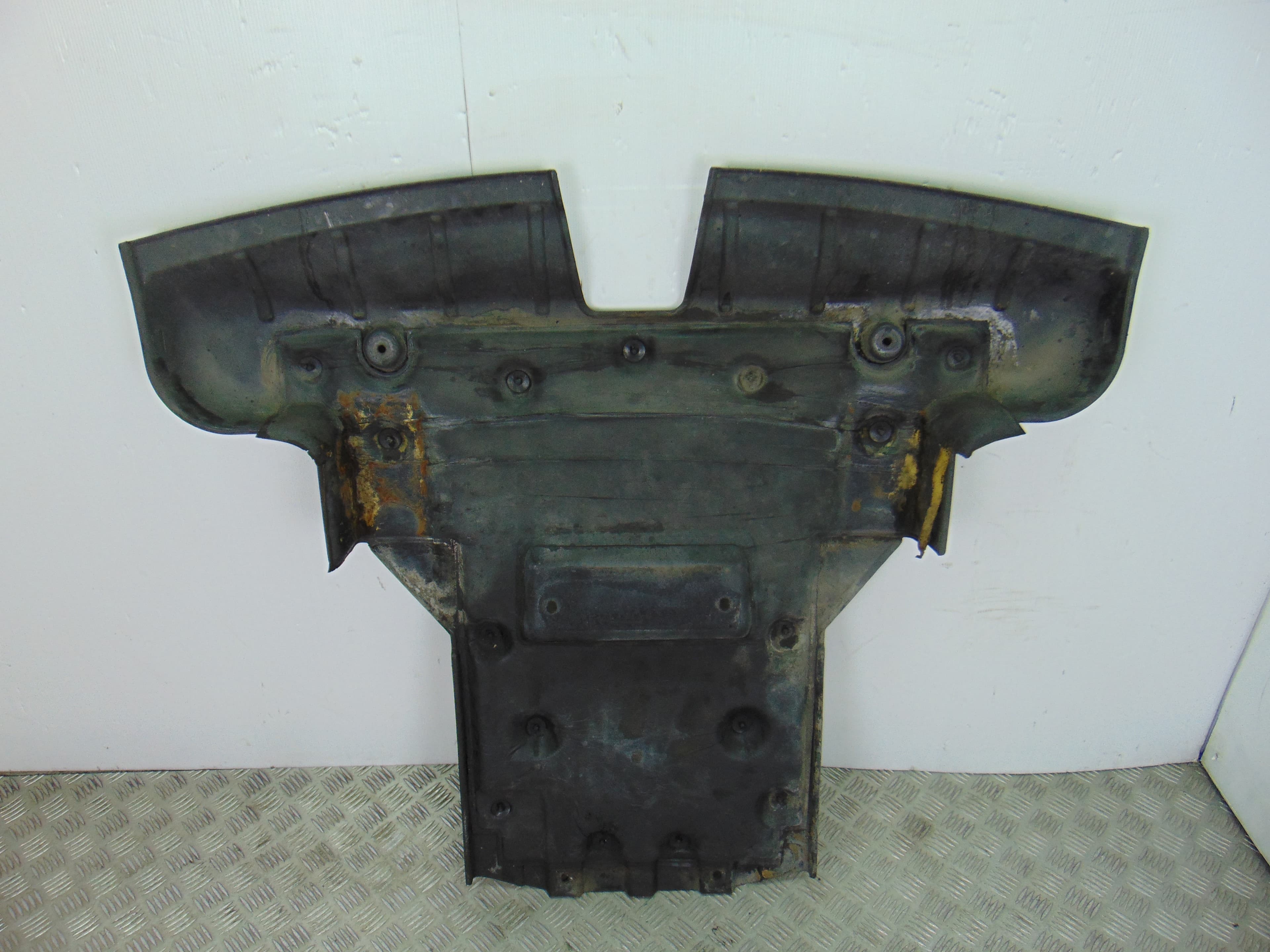 Cubrecarter, Ssangyong Rodius Xdi 2010, 24910-21000 usado 2
