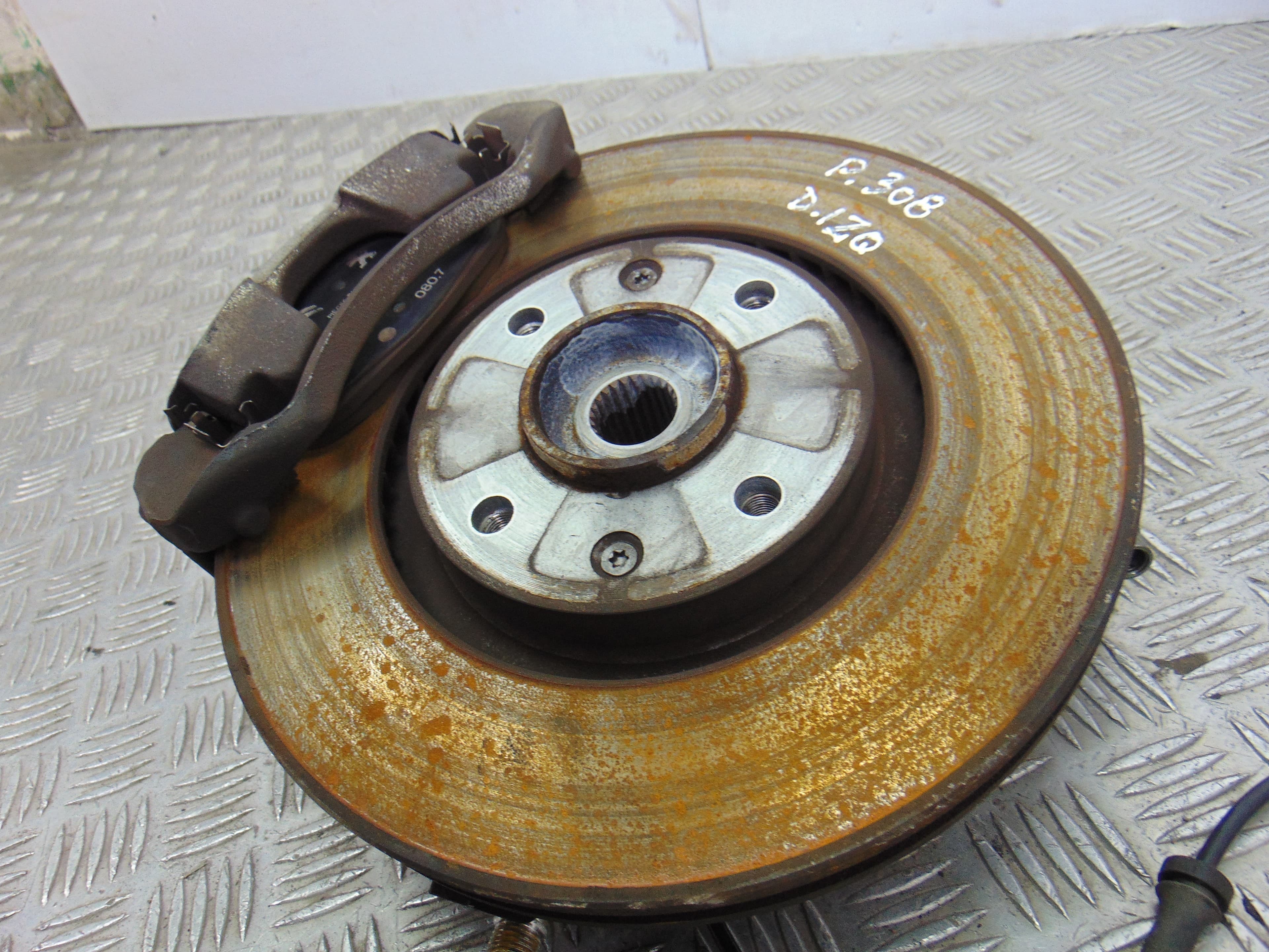 Mangueta delantera izquierda, Peugeot 308 Premium 2009 usado 2