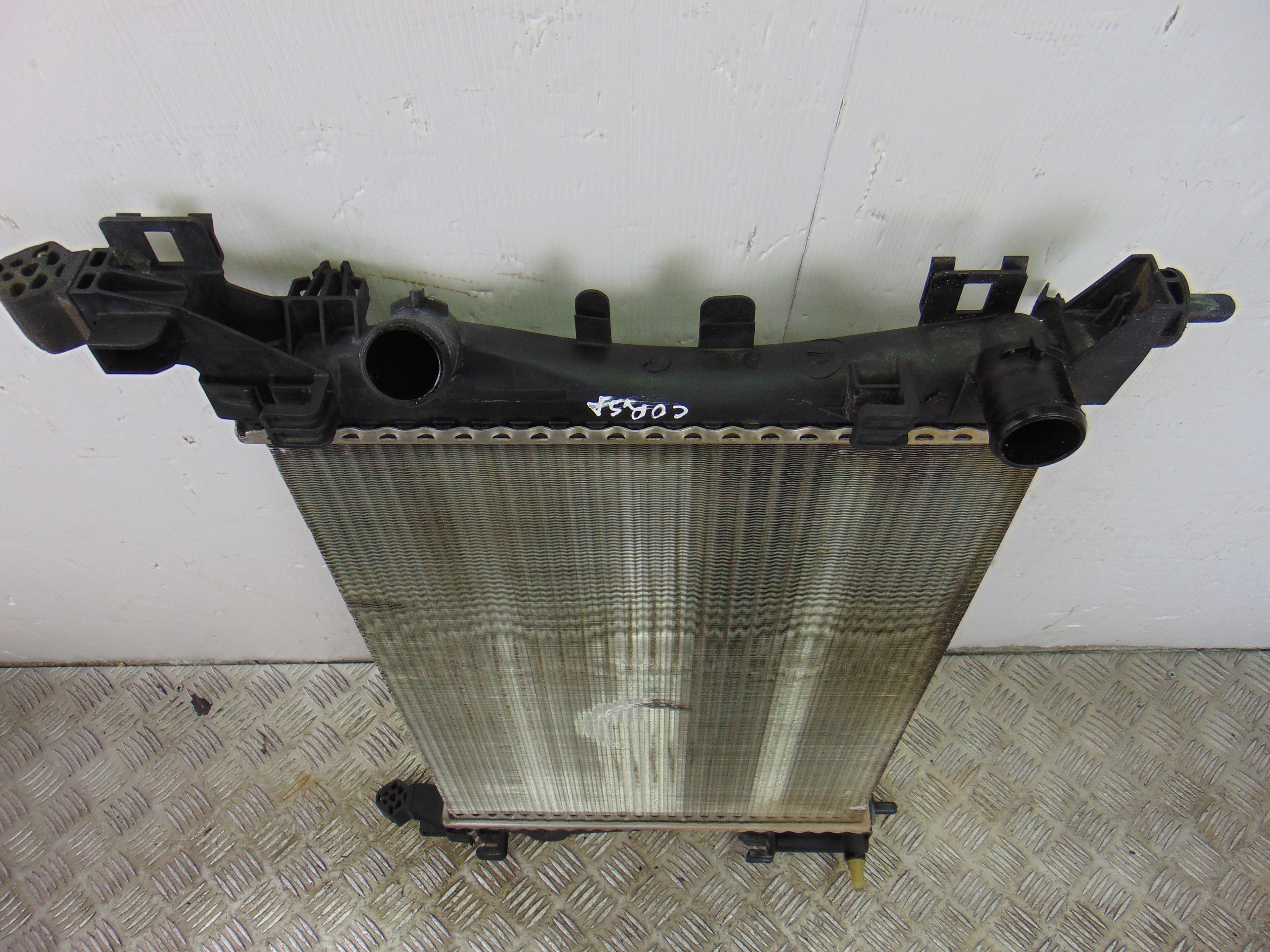Radiador agua, Opel Corsa D Cosmo 2009, 55701408 usado 2