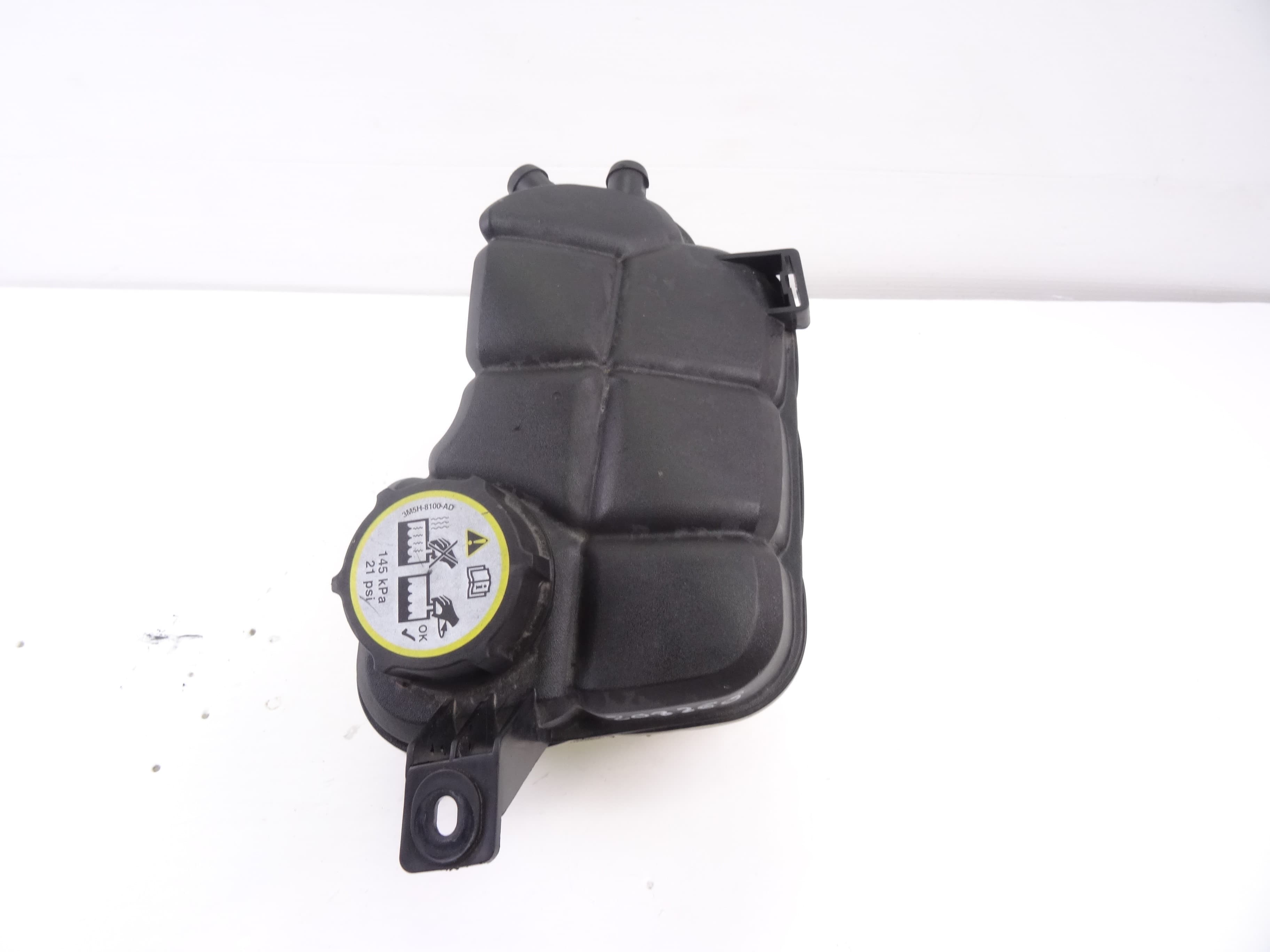 Deposito expansion, Volvo V60 Familiar Summum 2014, 6G918K218 usado 2