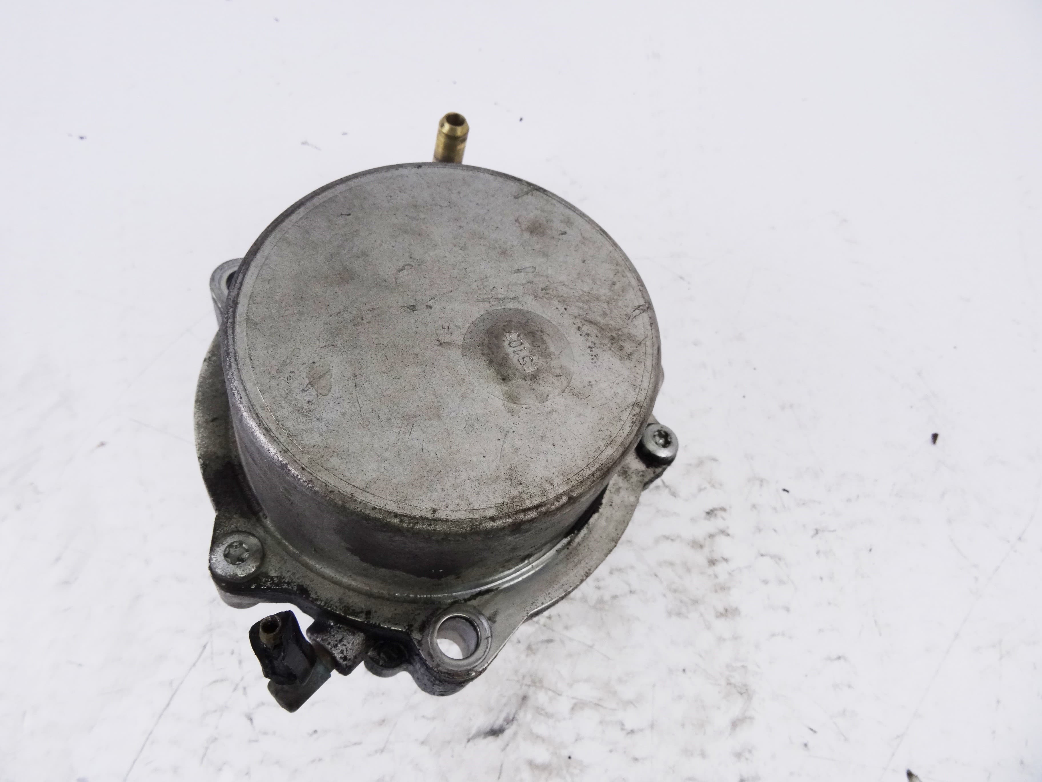 Depresor freno / bomba vacio, Opel Vectra C Berlina Cosmo 2006 usado 2