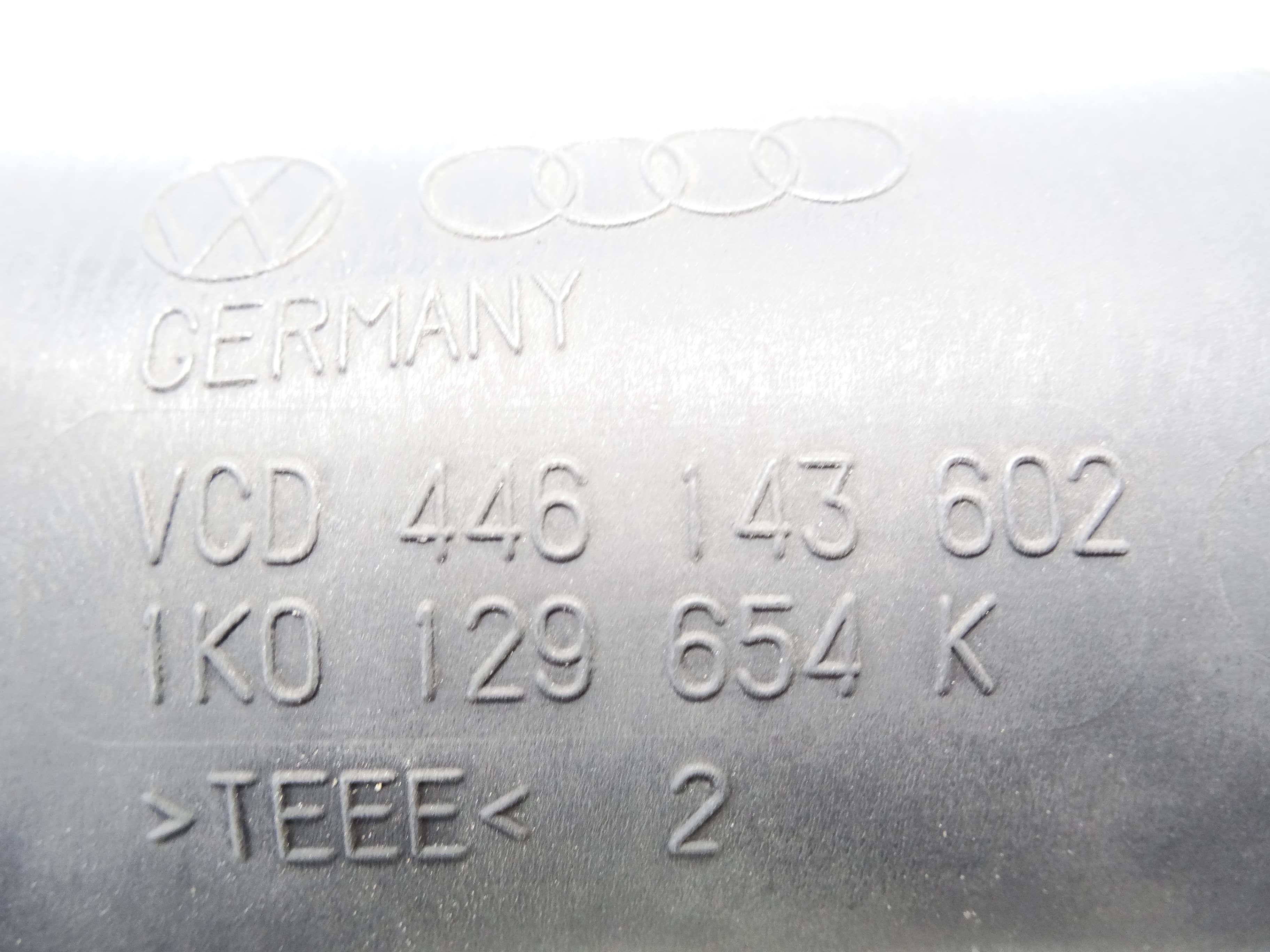 Tubo, Seat Toledo (5P2) Sport-up 2006, 1K0129654K usado 2