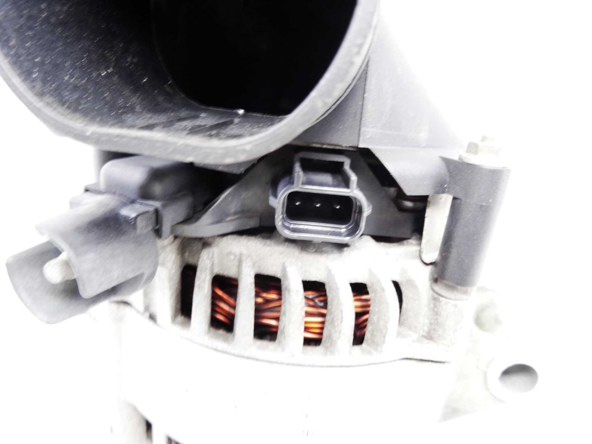 Alternador, Ford Mondeo Berlina (Ge) Ambiente 2004 usado 2