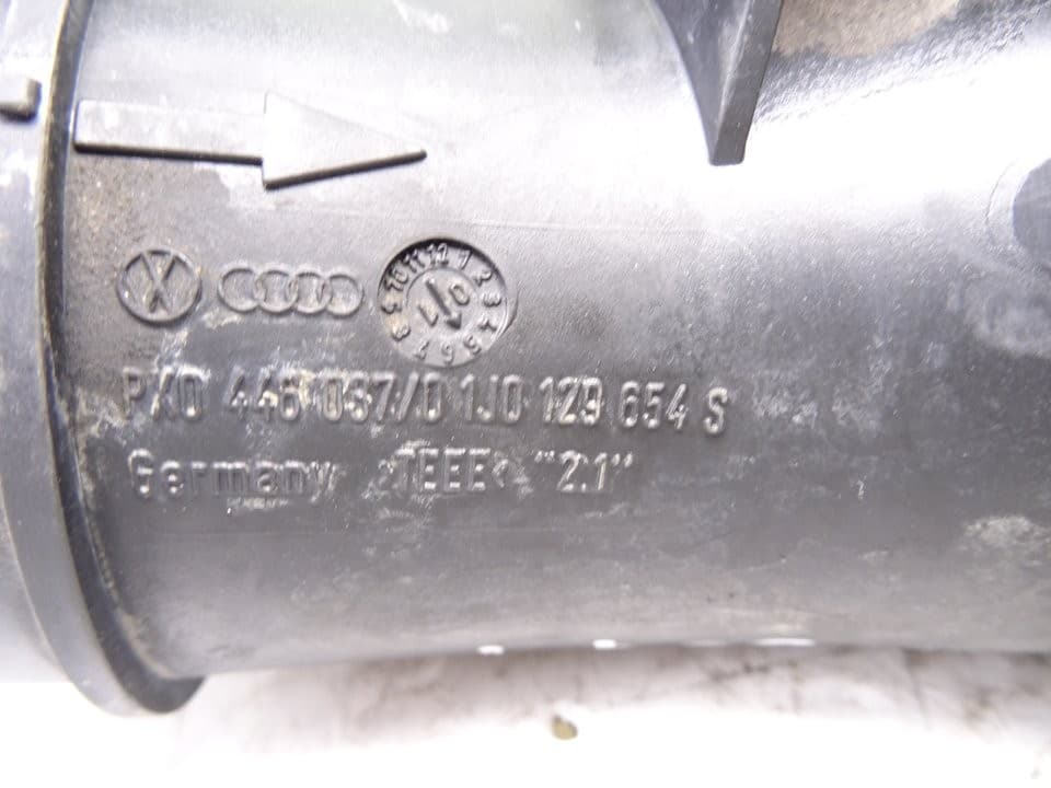 Tubo, Skoda Octavia Berlina (1U2) Ambiente 2001, 1J0129654S usado 2