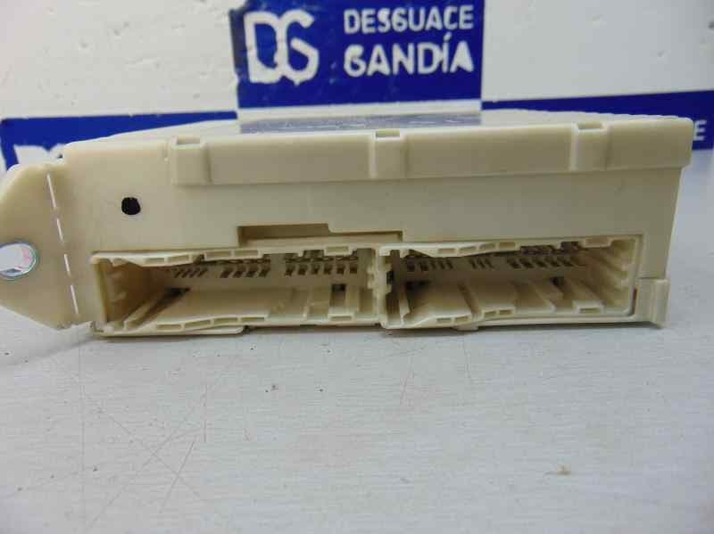 Caja reles / fusibles, Lexus Is (DS2/IS2) 250 V6 2007, 82730-53050 usado 2