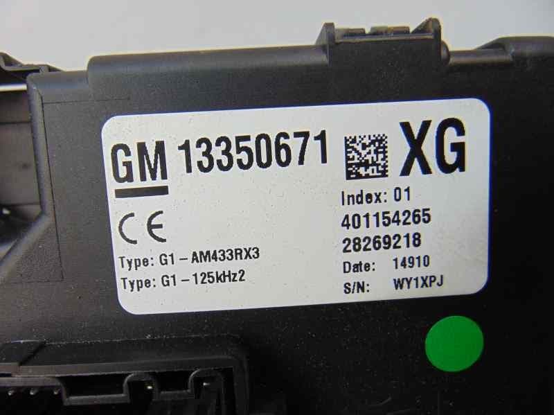 Caja reles / fusibles, Opel Corsa D Cosmo 2010, 13350671 usado 2