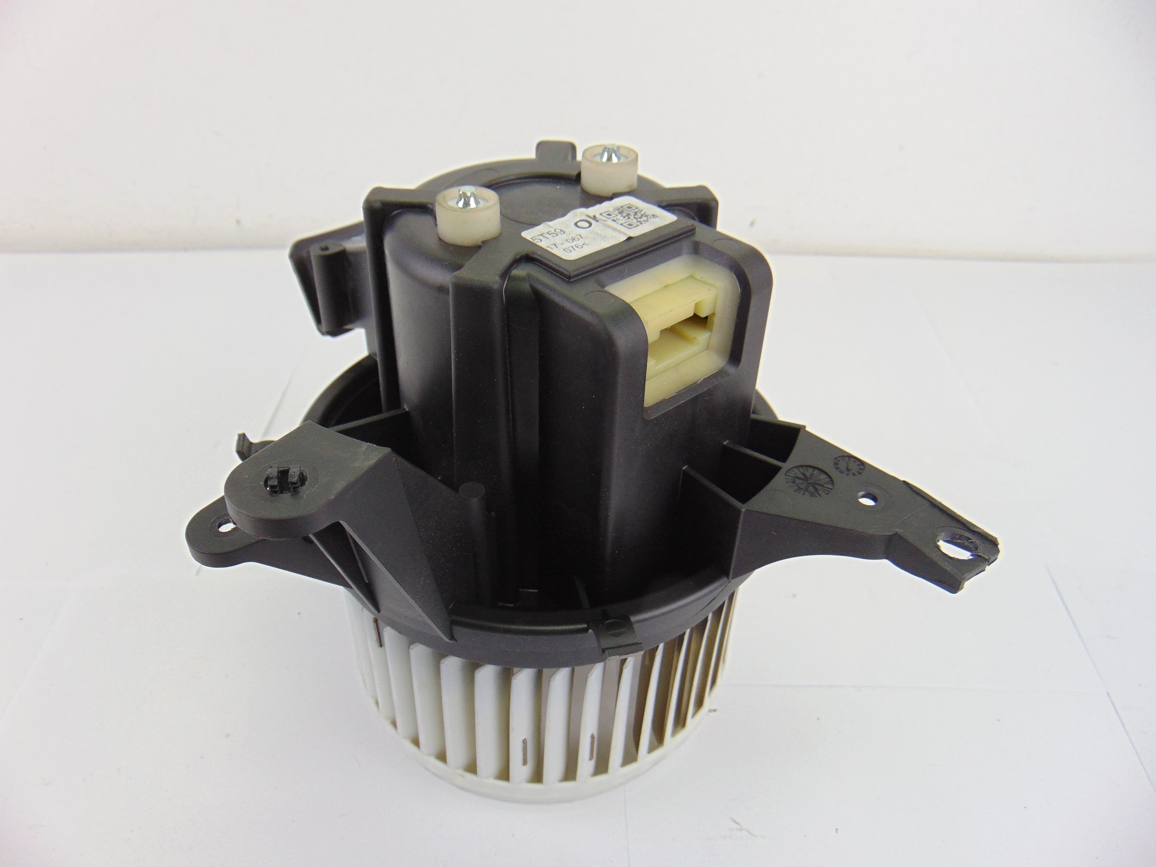 Motor calefaccion, Fiat 500X (334) Mirror 2017 usado 2