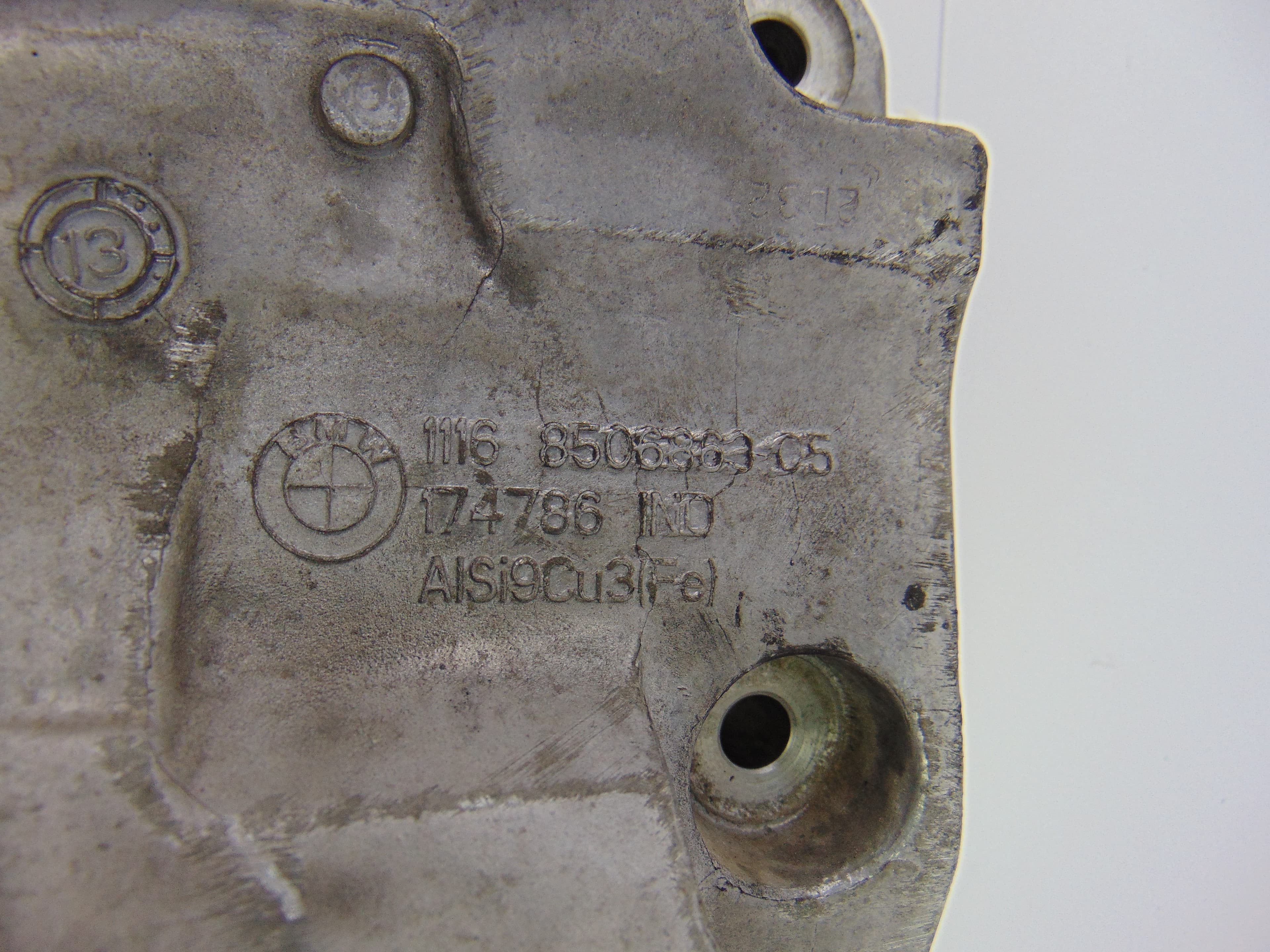 Soporte alternador, 8506363 usado 2