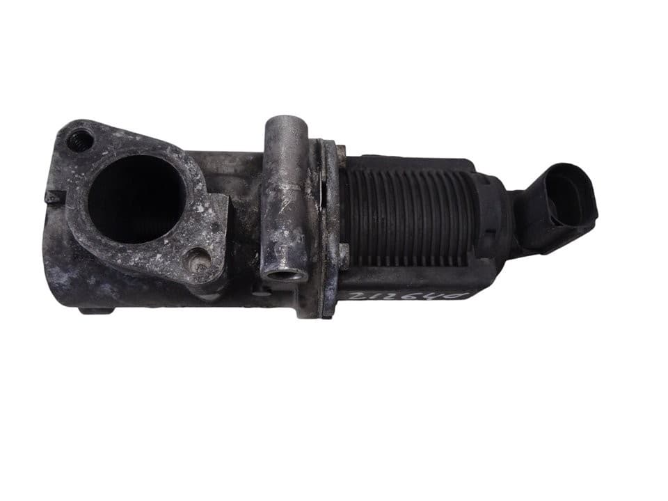 Valvula EGR, Opel Vectra C Berlina Comfort 2005 usado 2