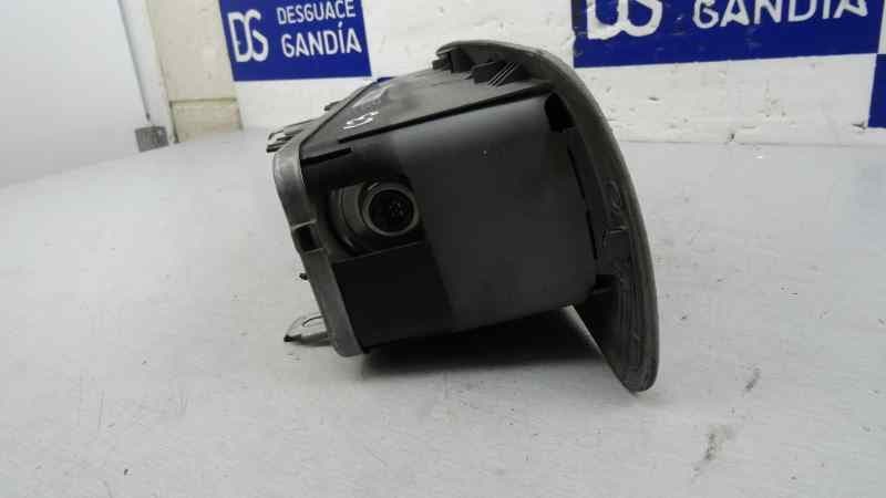 Airbag delantero derecho, Citroen C3 1.4 HDI SX Plus 2002 usado 2