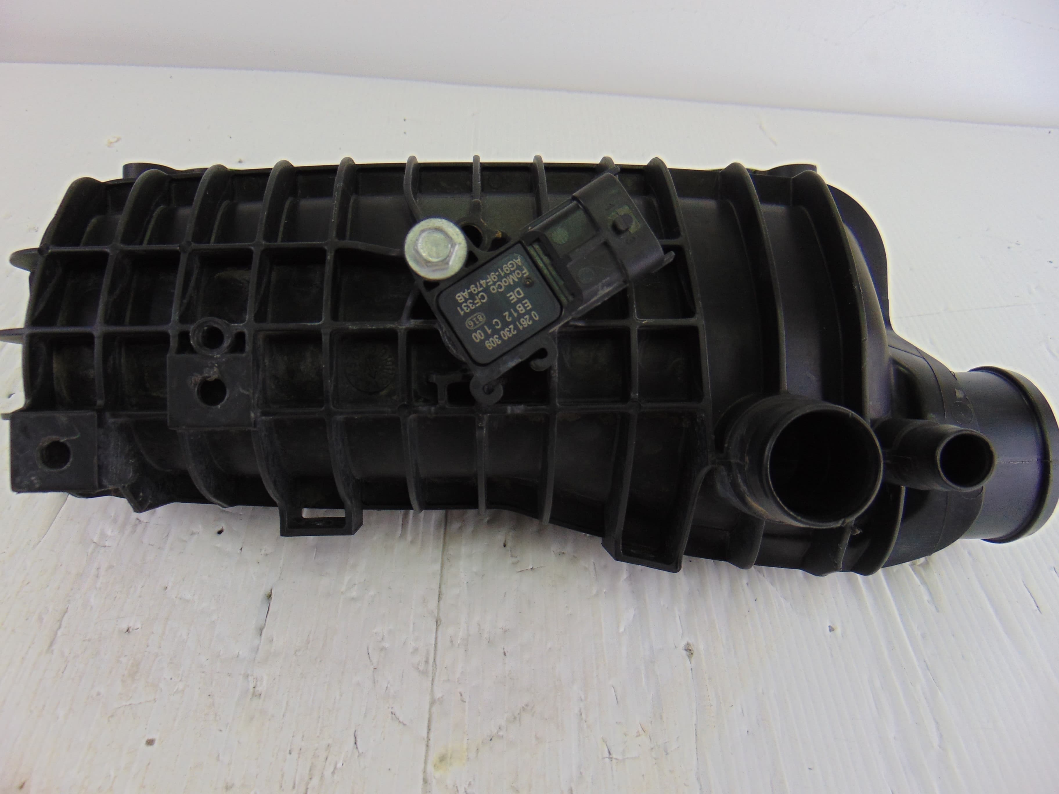 Colector admision, Ford Fiesta (Cnn) Trend 2014, CM5G9424FA usado 2
