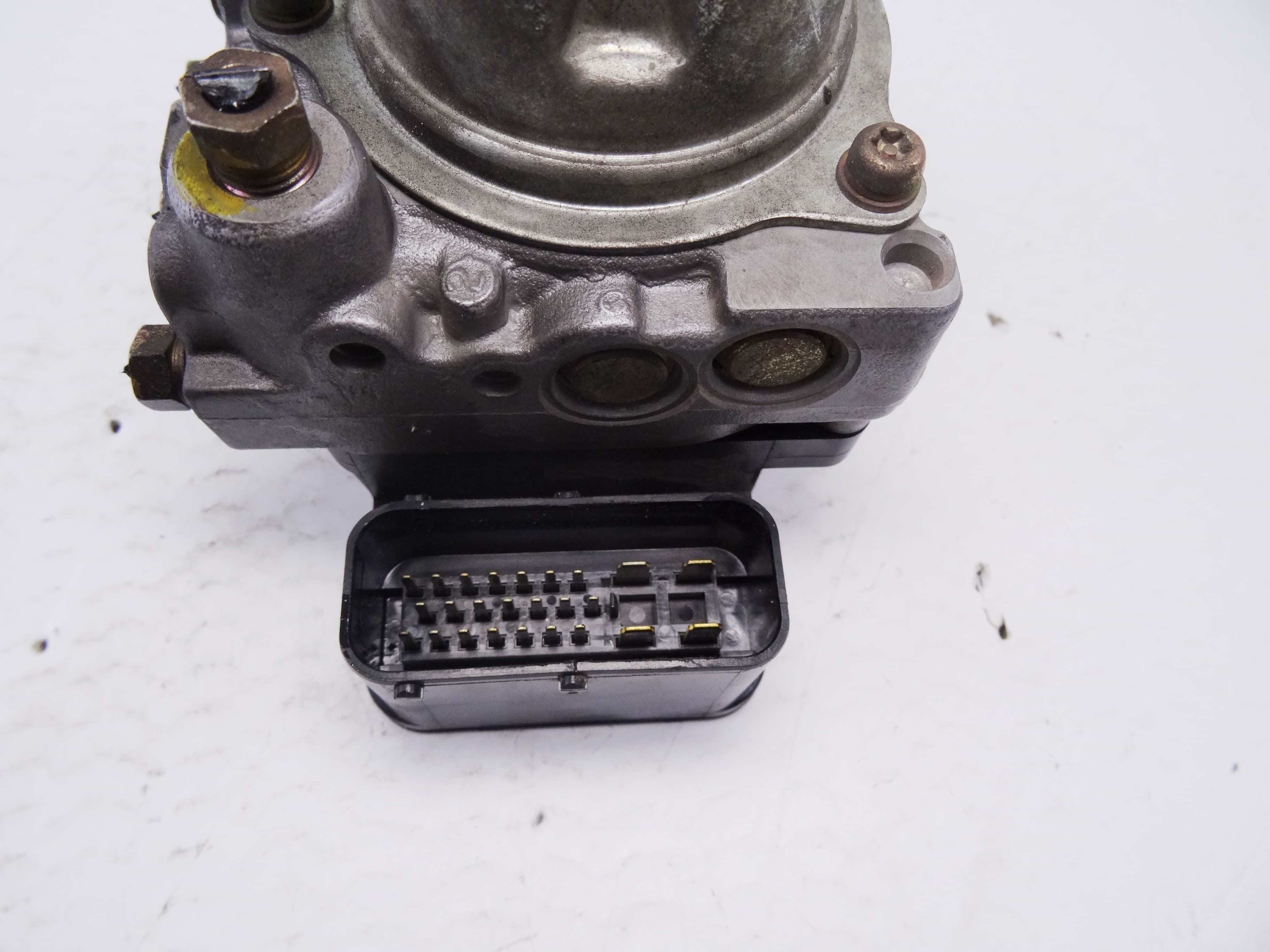 ABS, Honda Accord Berlina (Cl/cn) 2.0 Comfort 2003 usado 2