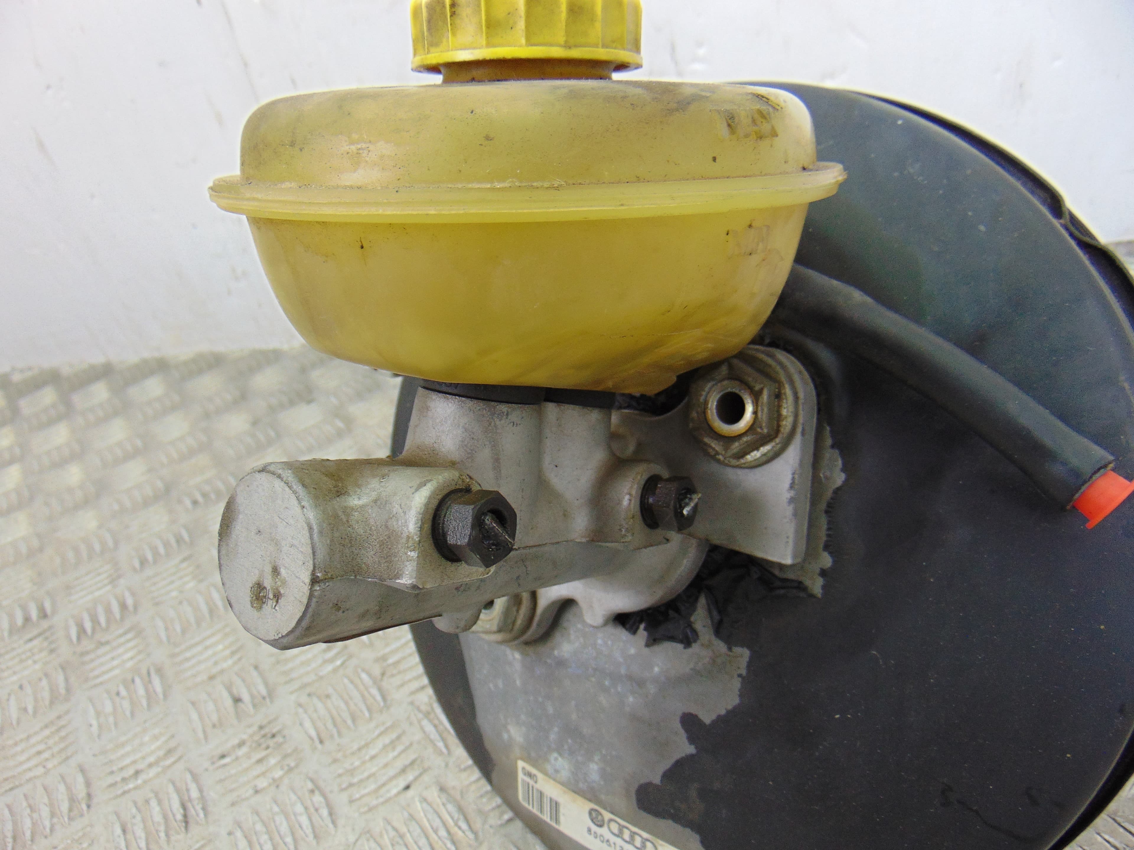 Servofreno, Audi A4 Berlina (B5) 1.8 T 1998, 8D0612105F usado 2