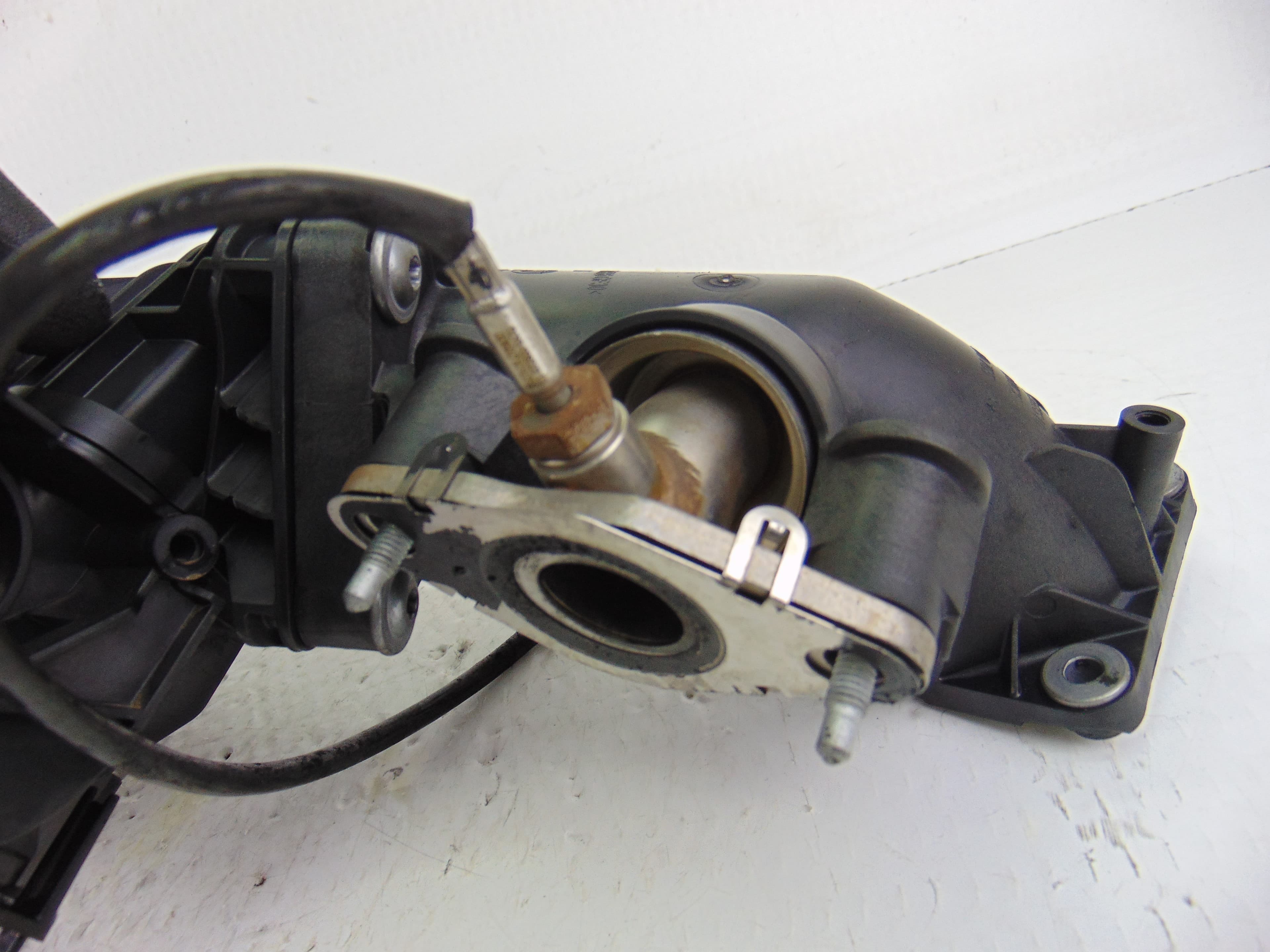 Colector admision, BMW Serie 3 Touring (F31) 318d 2014, 8506406 usado 2