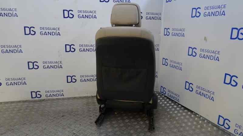 Asiento delantero derecho usado 2